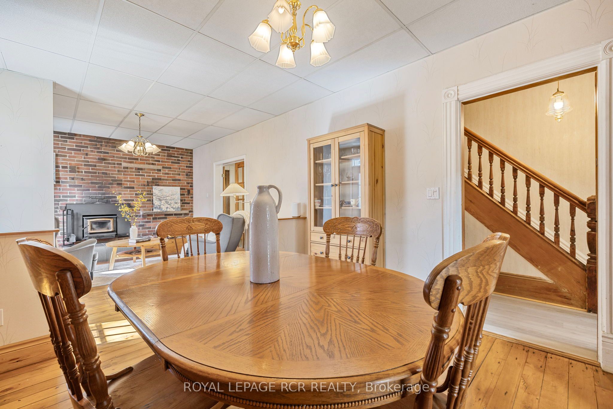 91 King Street W Property Photo 13