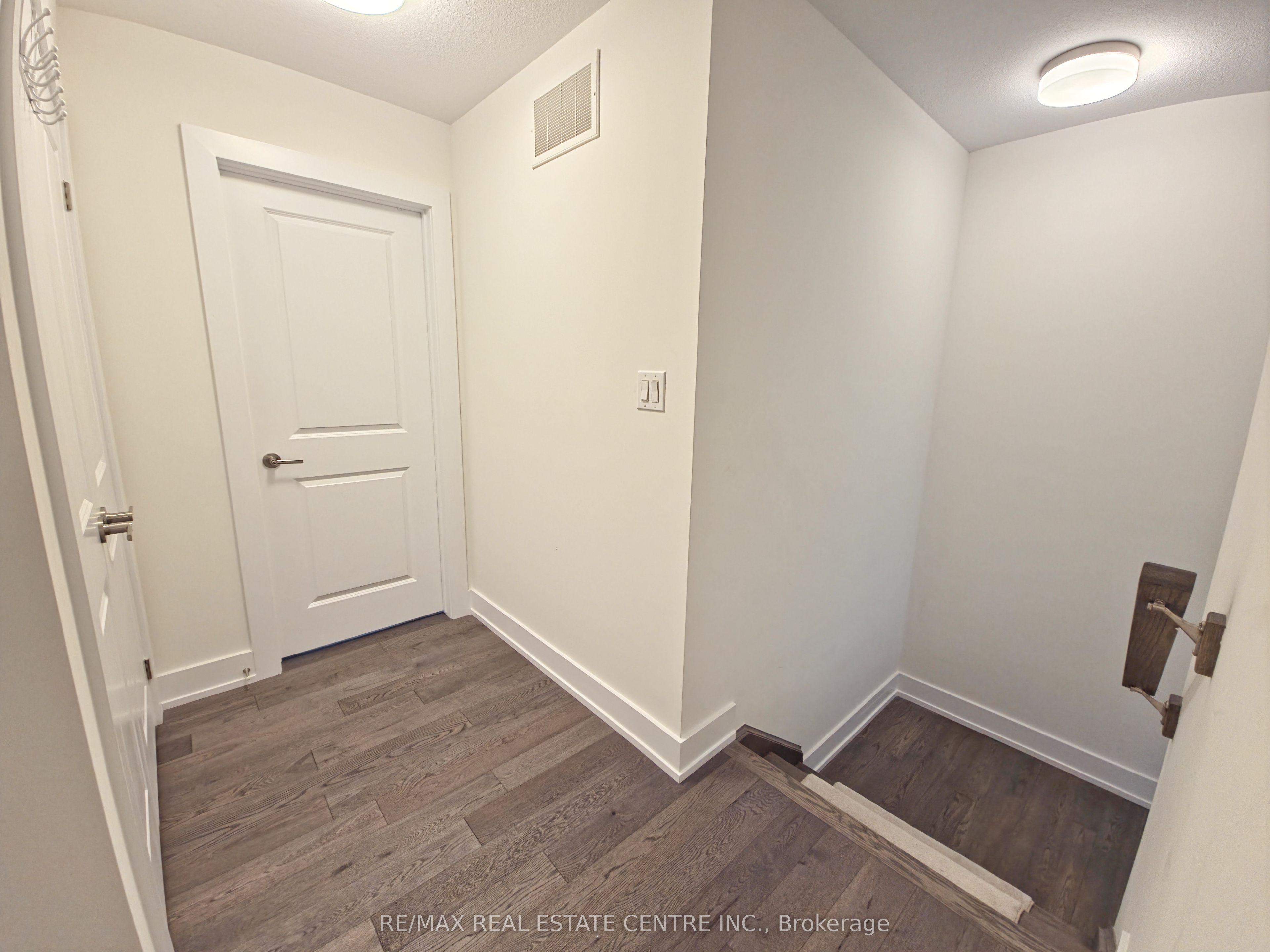 2273 Turnberry Drive 66 Property Photo 24