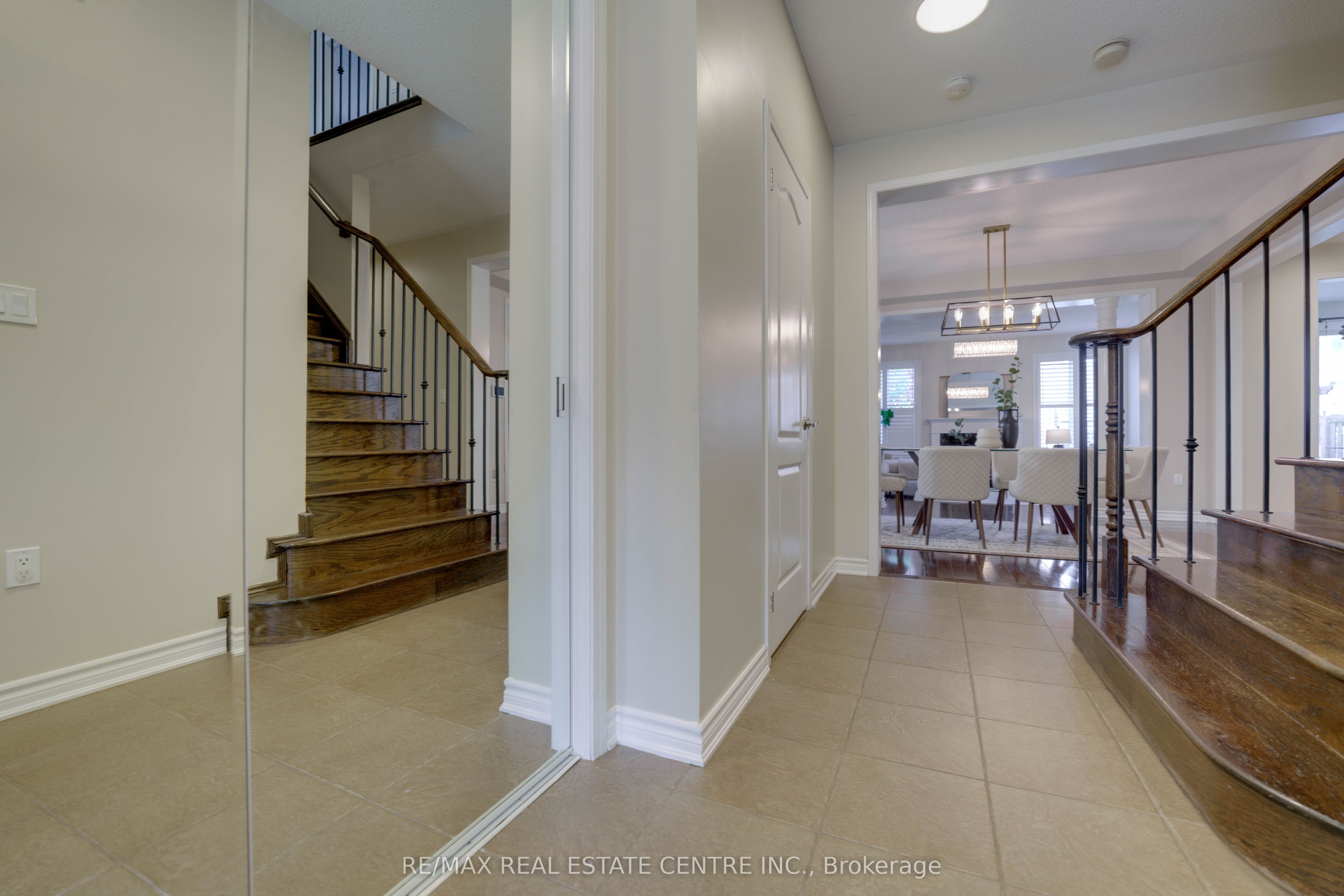 907 Etherington Way Property Photo 12