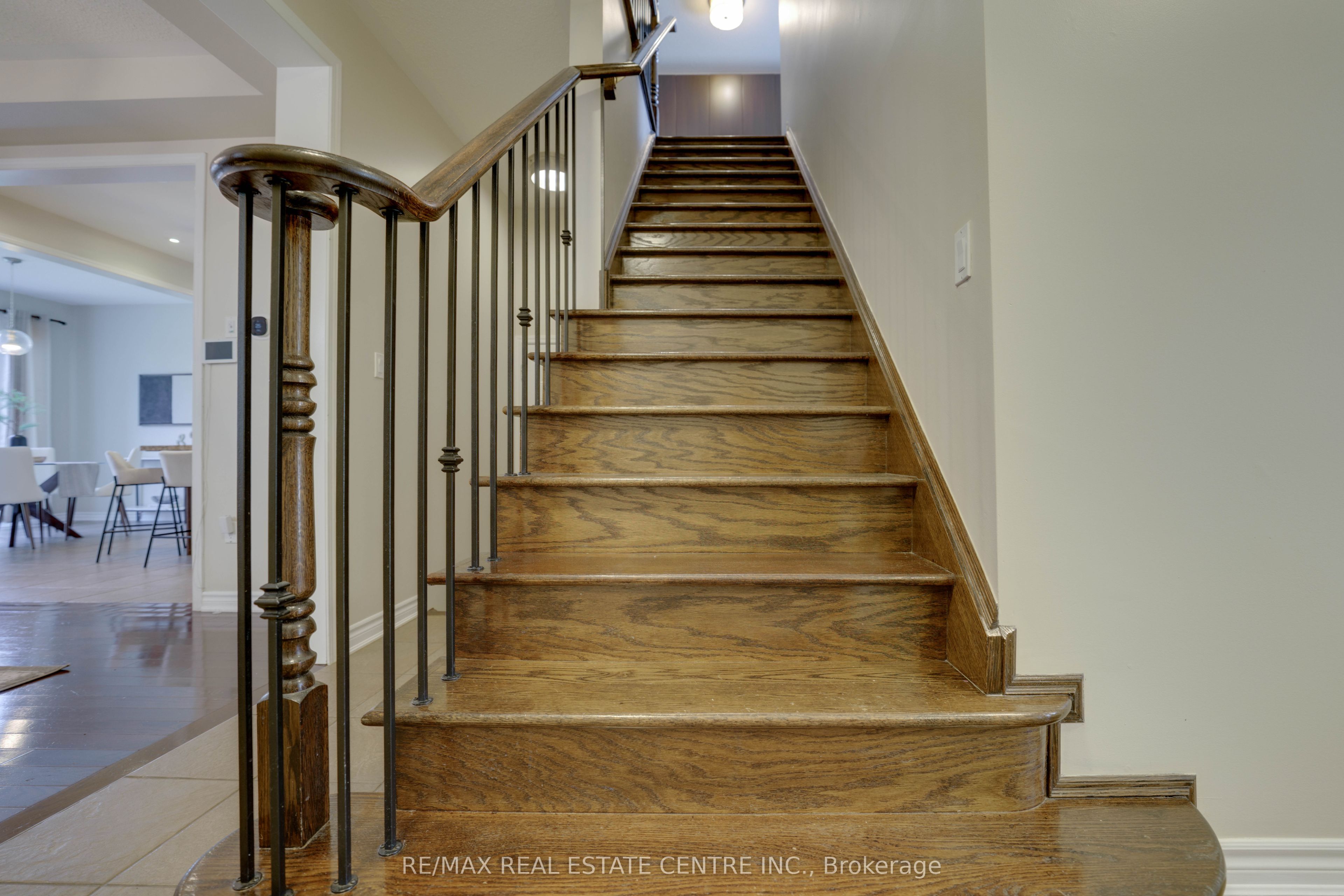 907 Etherington Way Property Photo 14