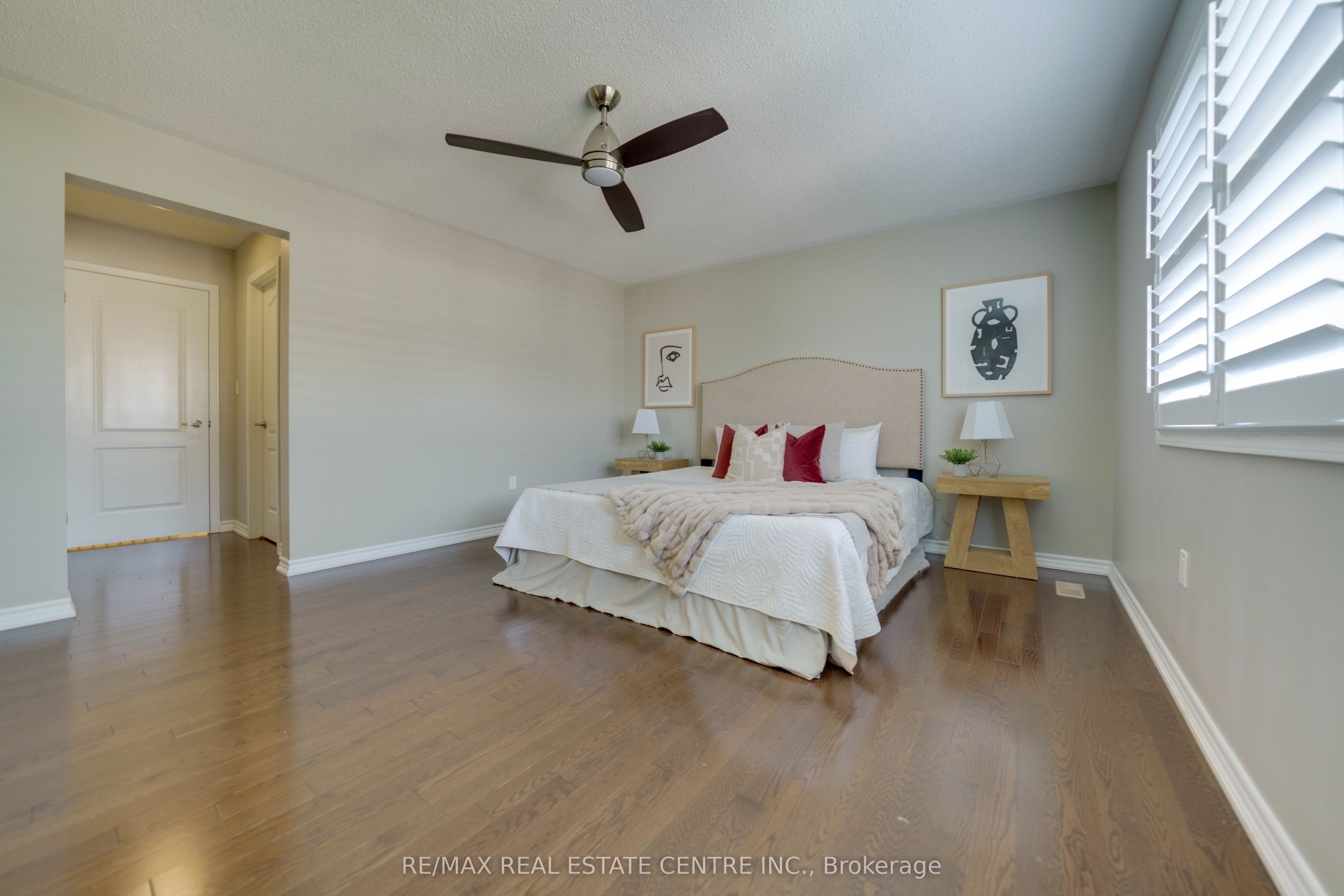 907 Etherington Way Property Photo 18