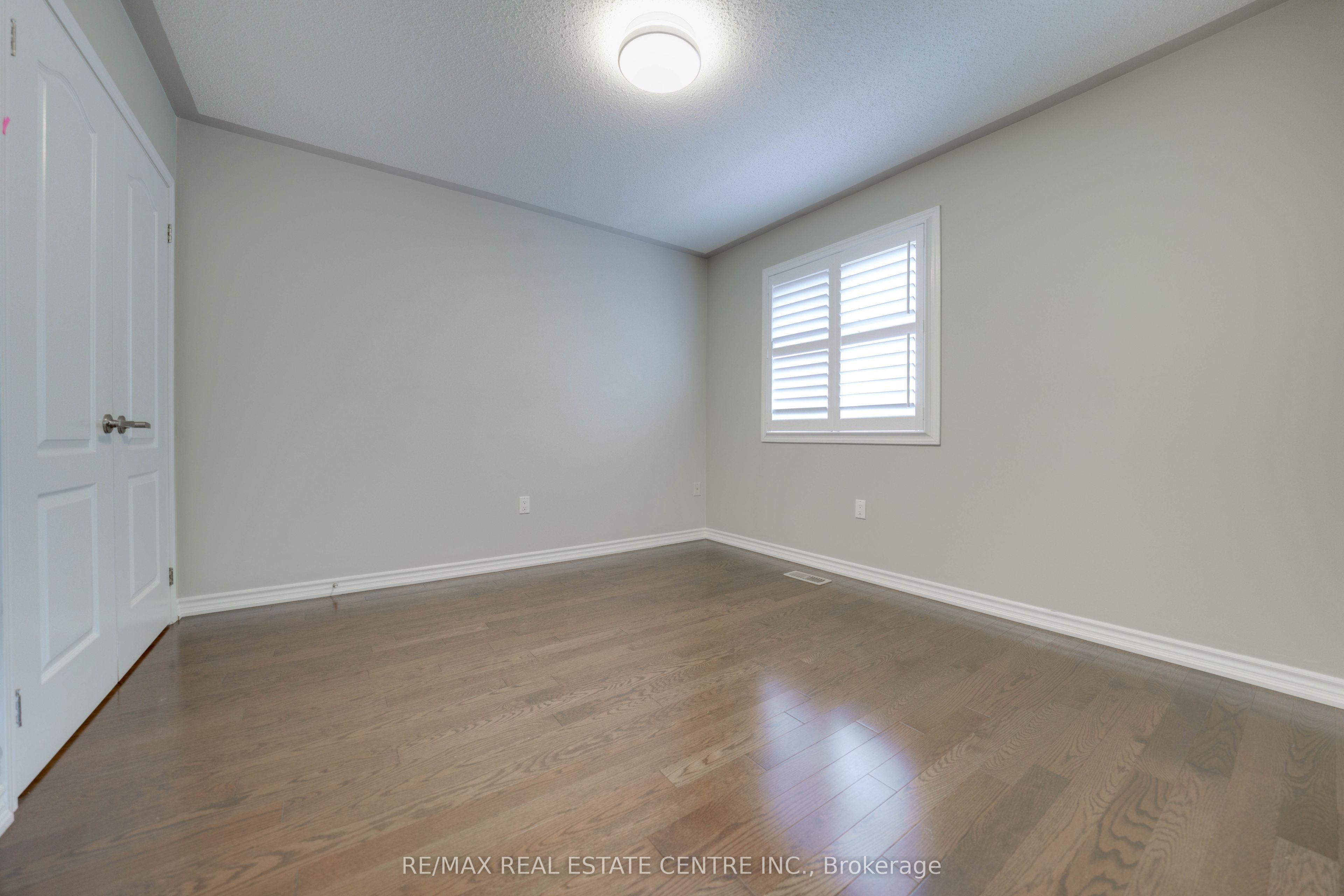 907 Etherington Way Property Photo 24