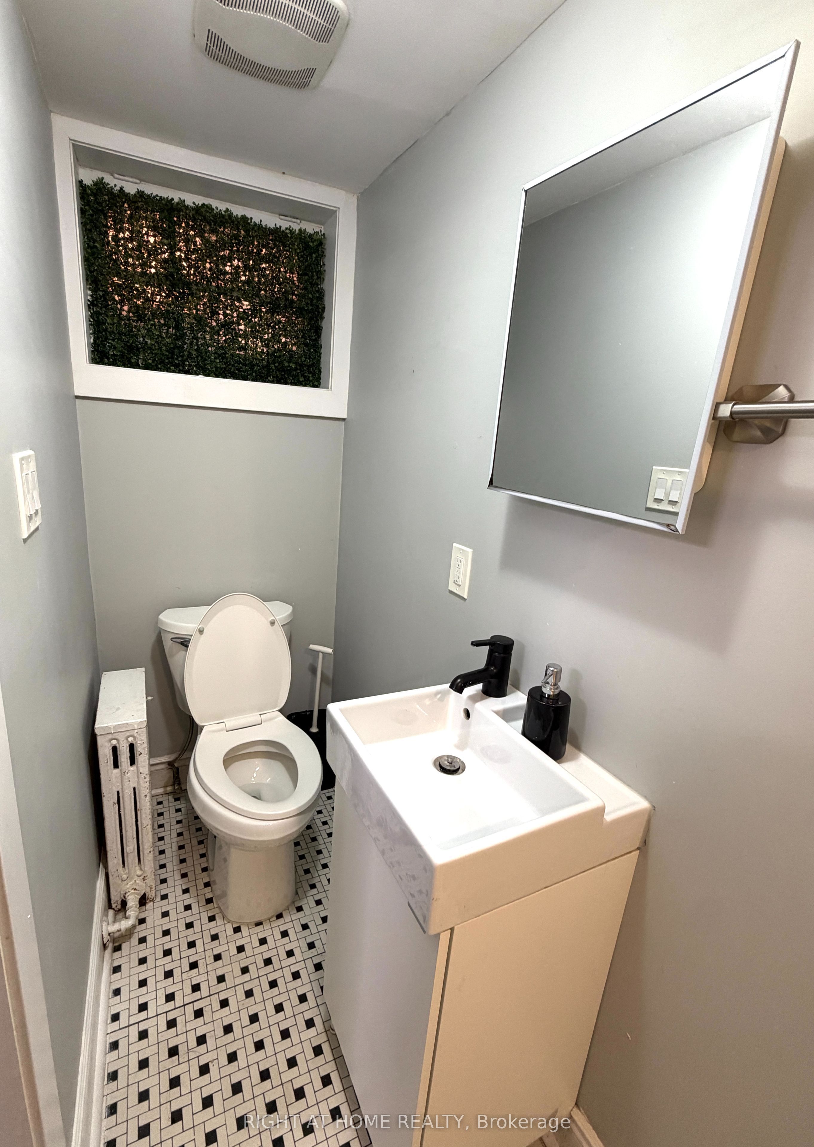 11 Donald Avenue 4 Property Photo 7