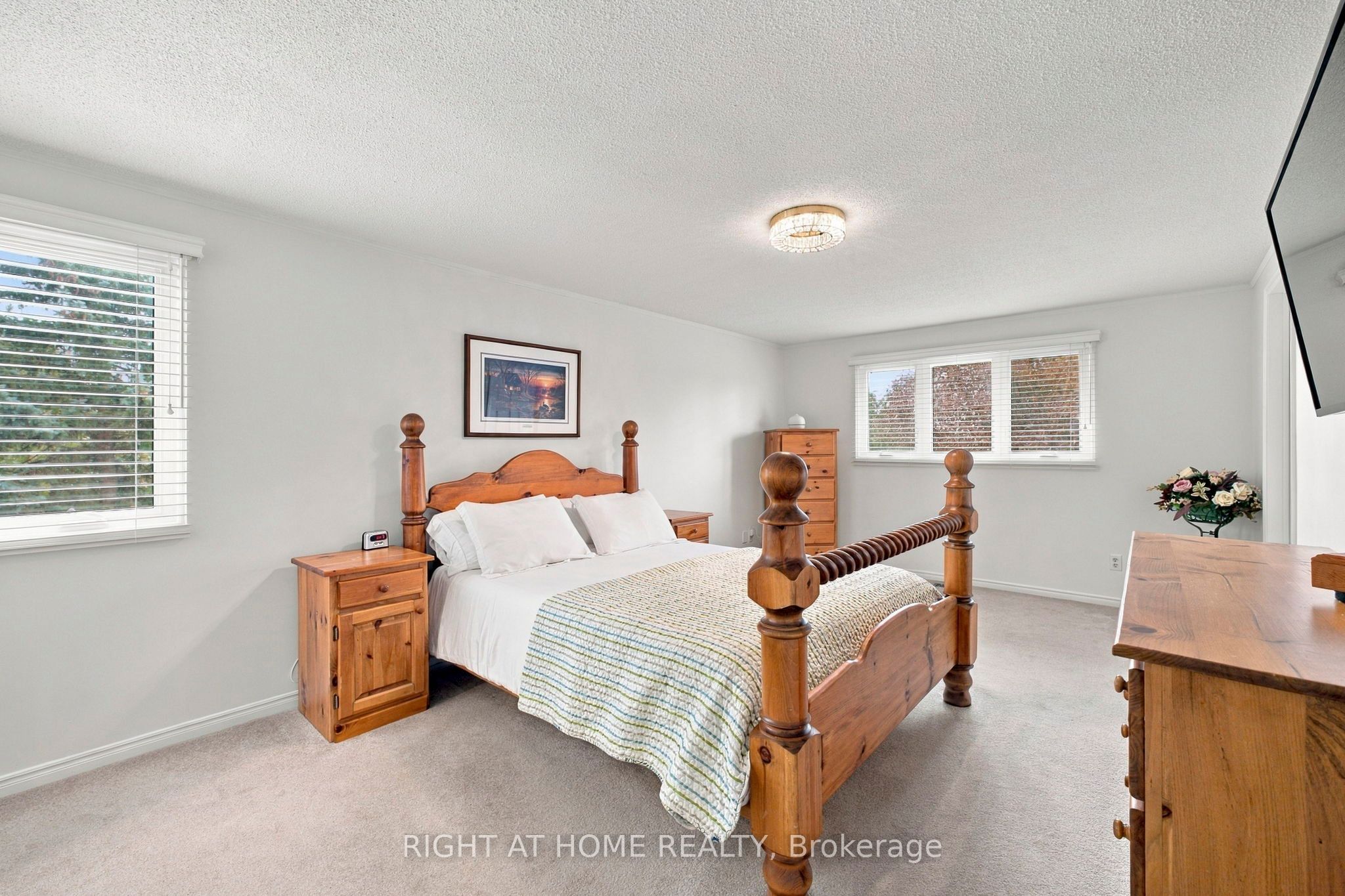 20 Mowat Court Property Photo 30