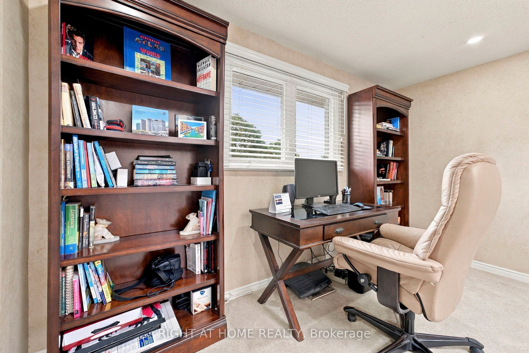 20 Mowat Court Property Photo 35