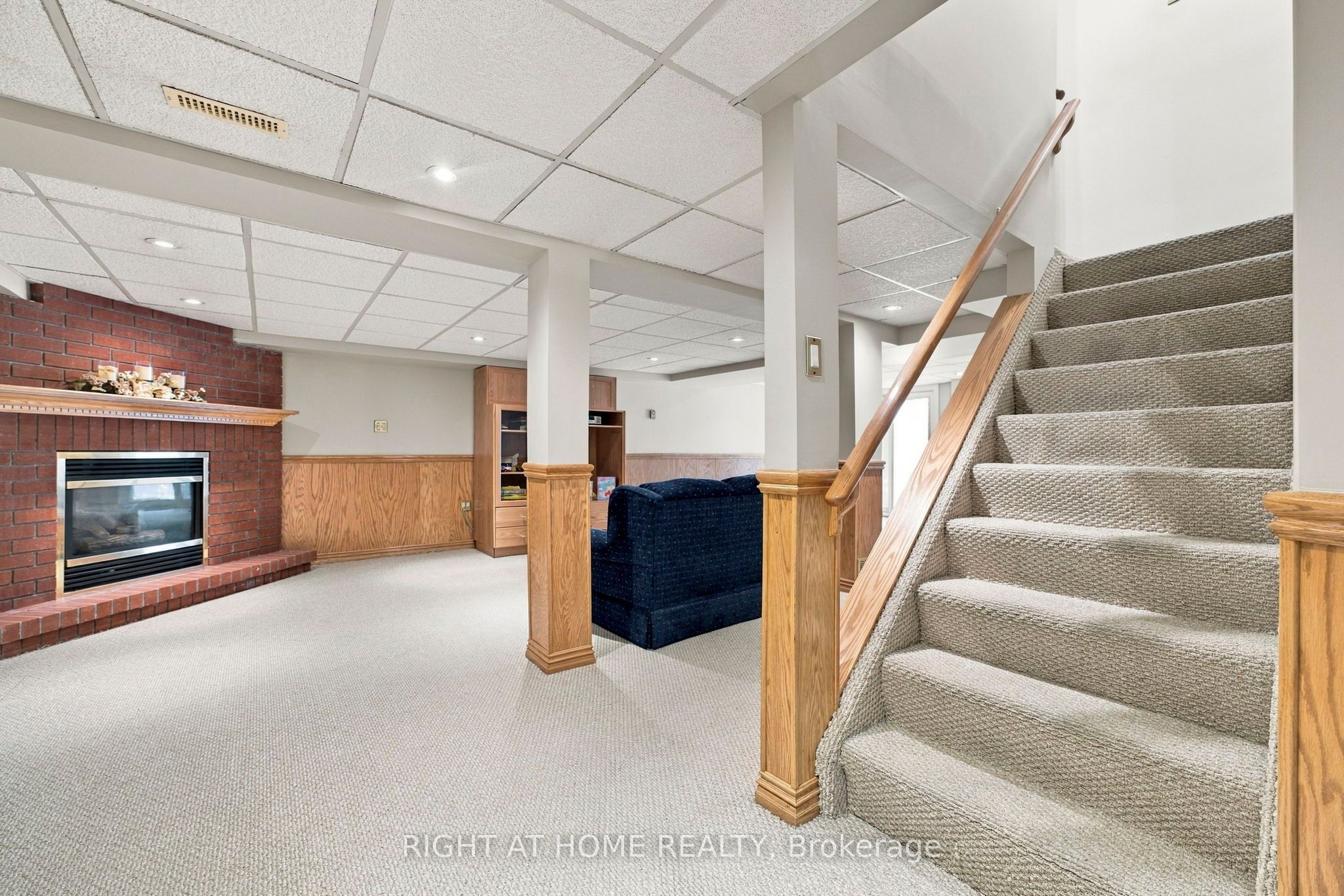 20 Mowat Court Property Photo 36
