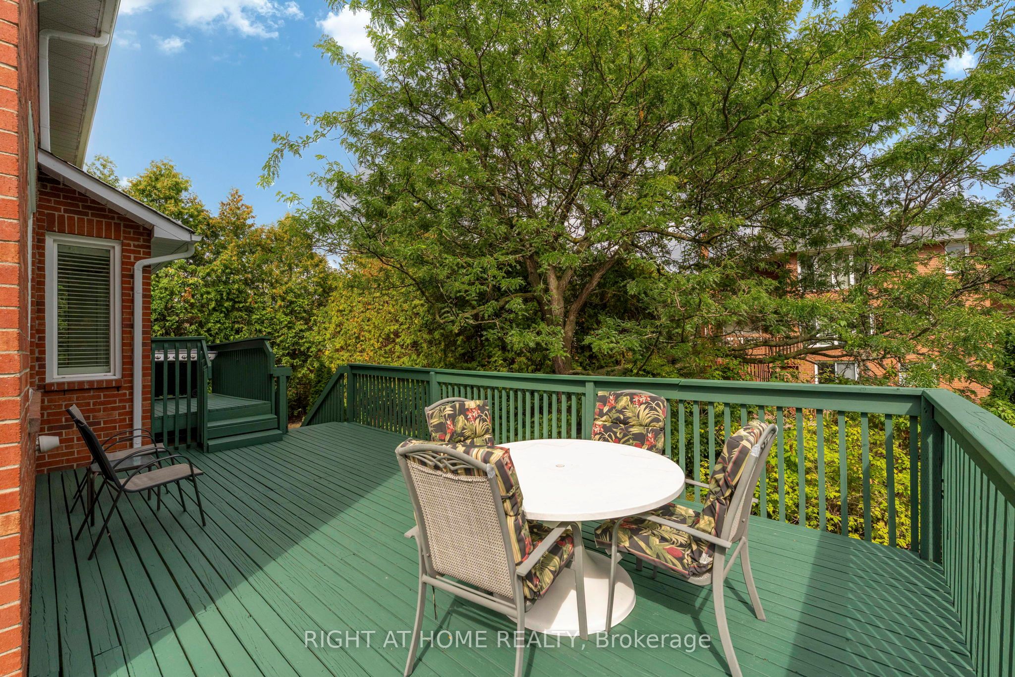 20 Mowat Court Property Photo 43