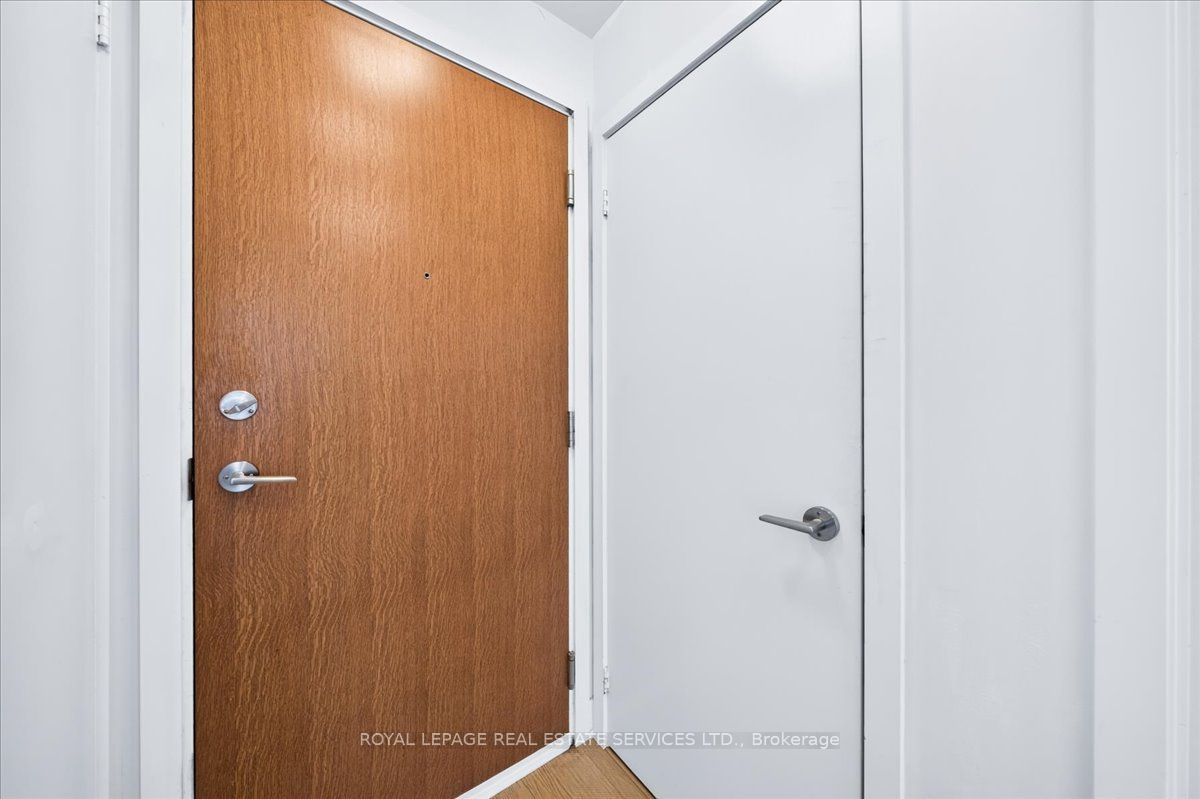 30 Shore Breeze Drive 2615 Property Photo 12