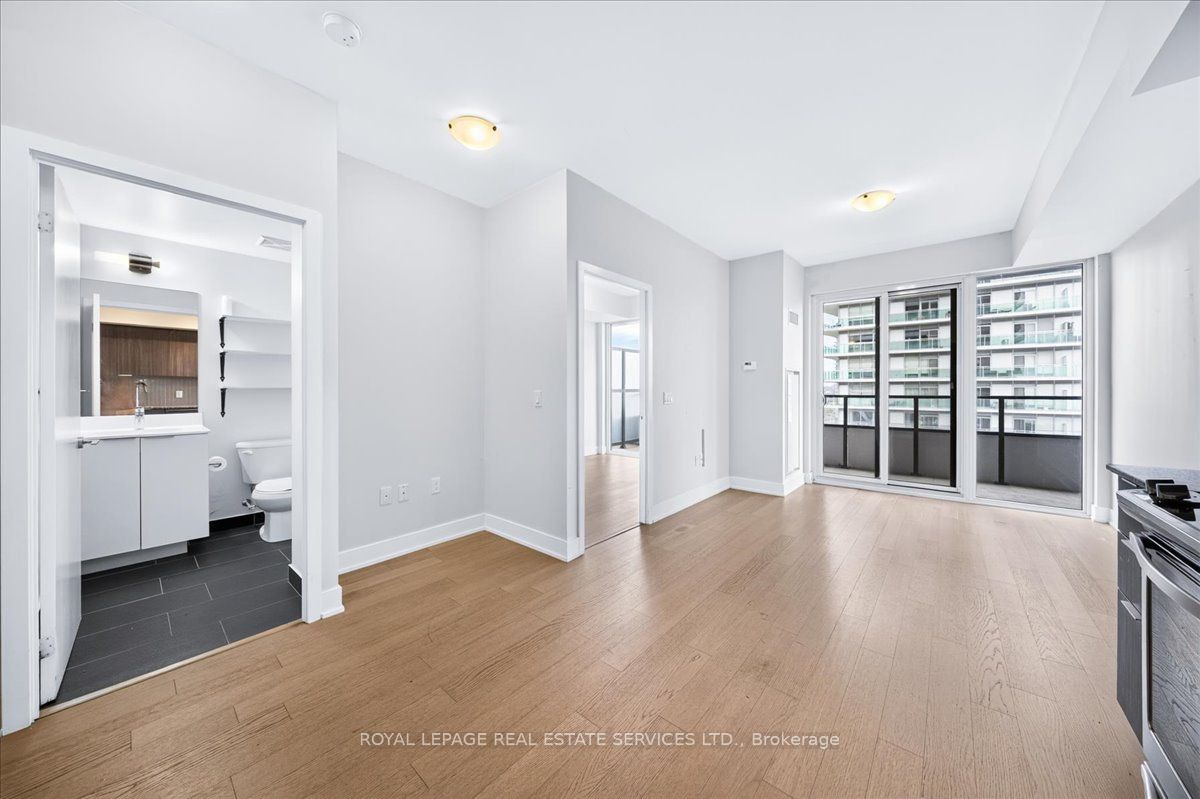 30 Shore Breeze Drive 2615 Property Photo 18