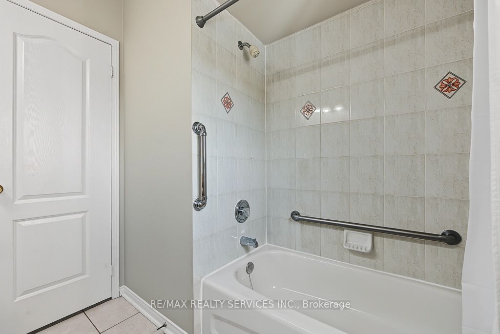 33 Woodvalley Drive Property Photo 21