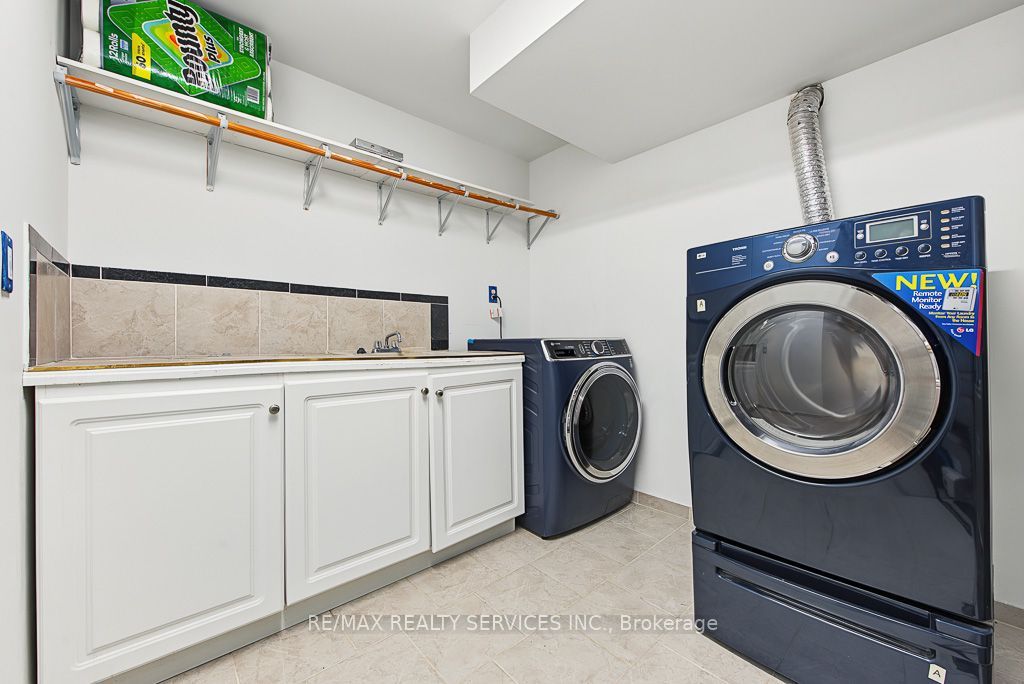 33 Woodvalley Drive Property Photo 25