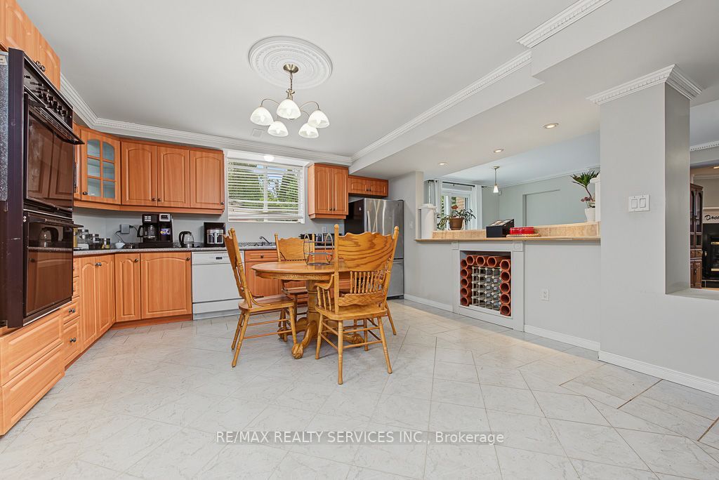 33 Woodvalley Drive Property Photo 28