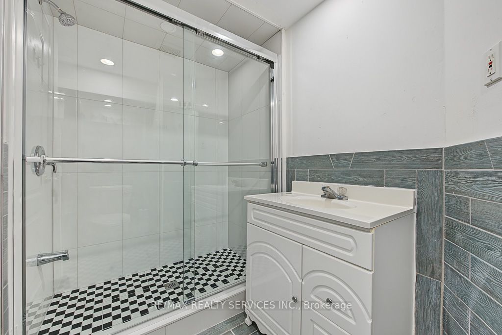 33 Woodvalley Drive Property Photo 36