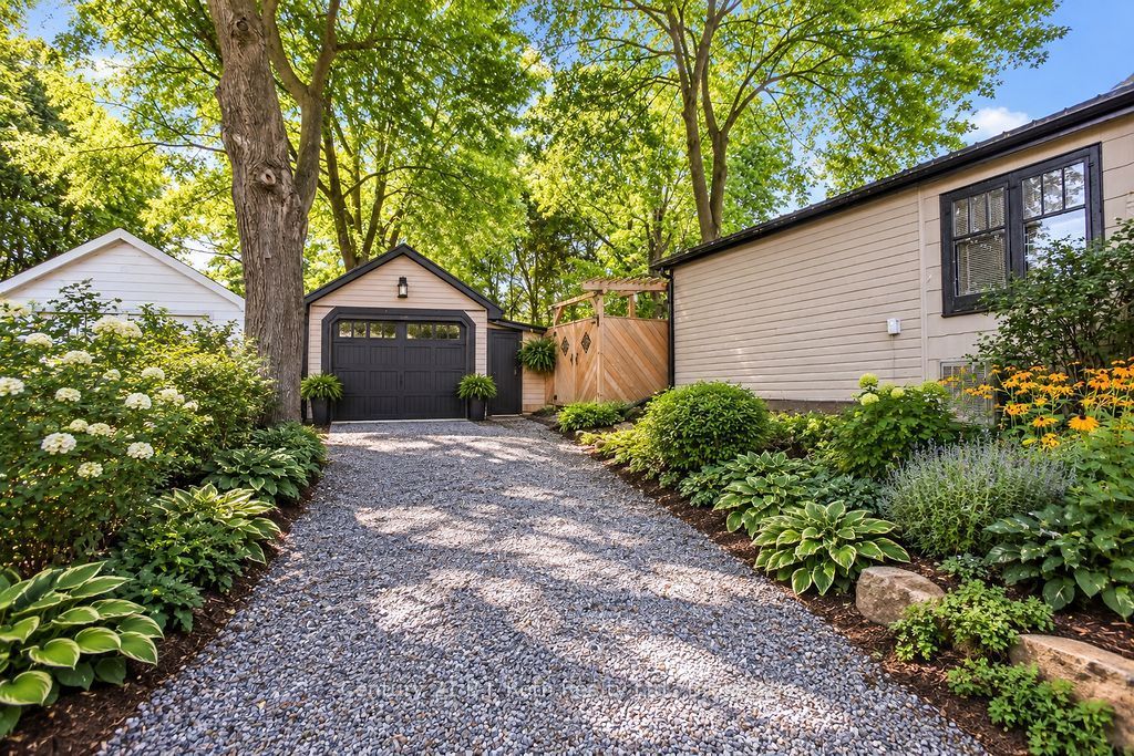 2 Front Street Property Photo 2