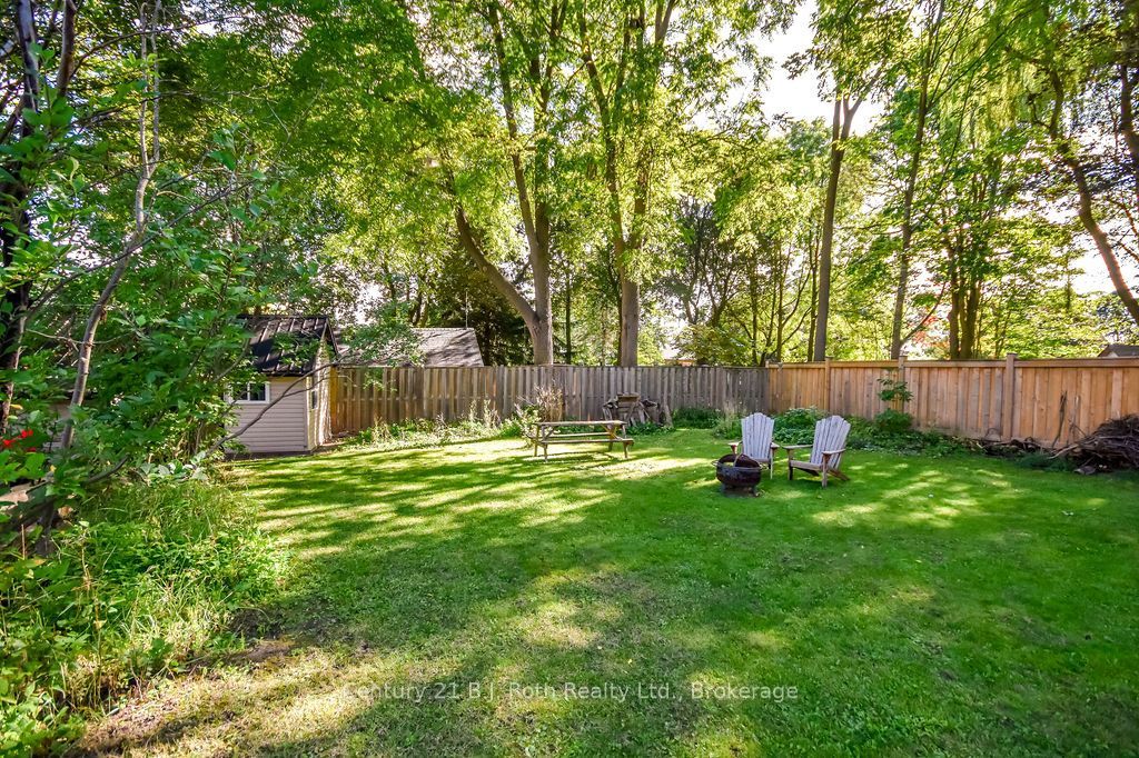 2 Front Street Property Photo 32