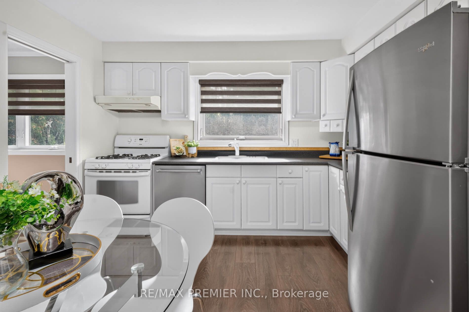 48 Chisholm Street Property Photo 14