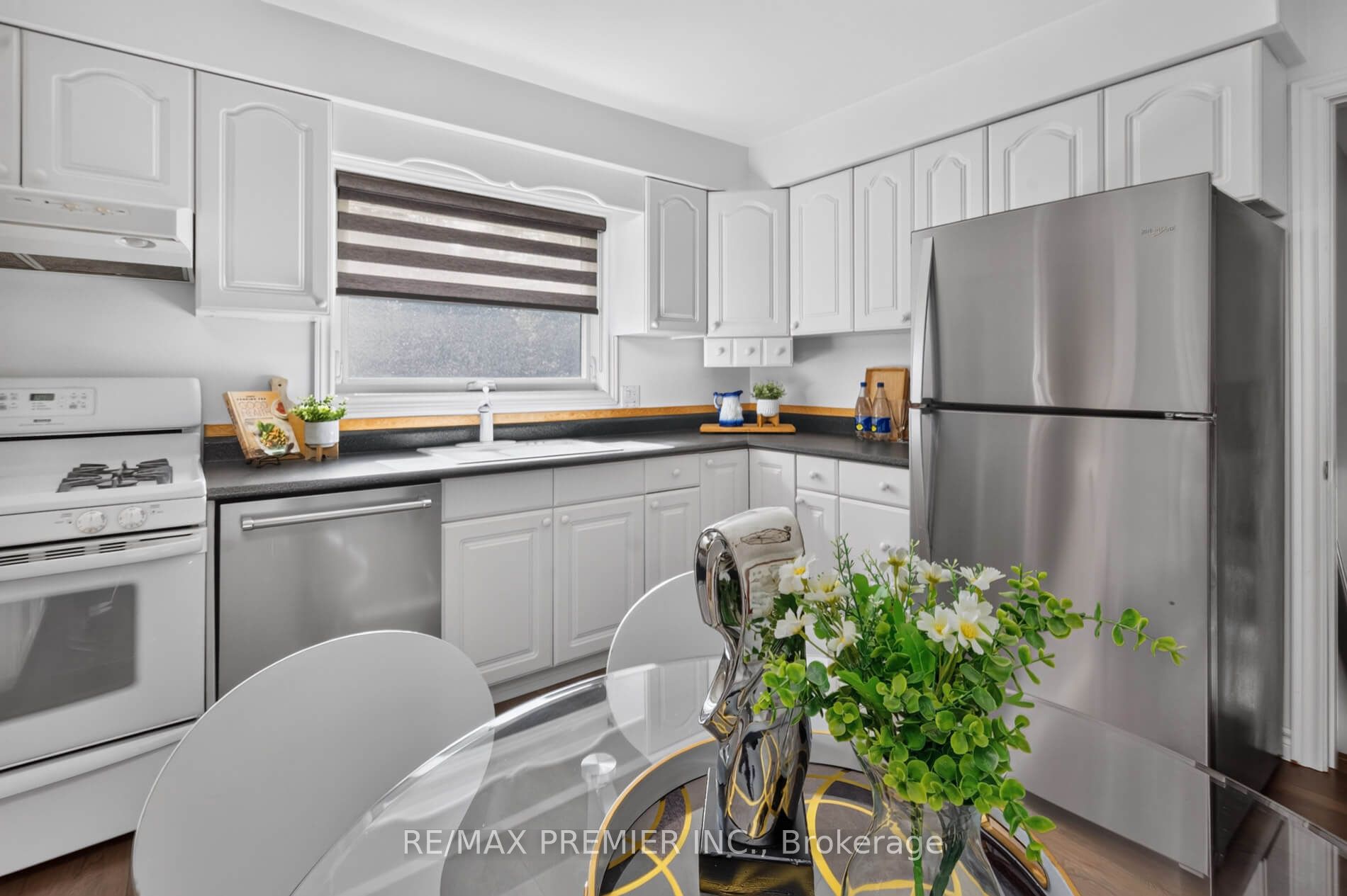 48 Chisholm Street Property Photo 15