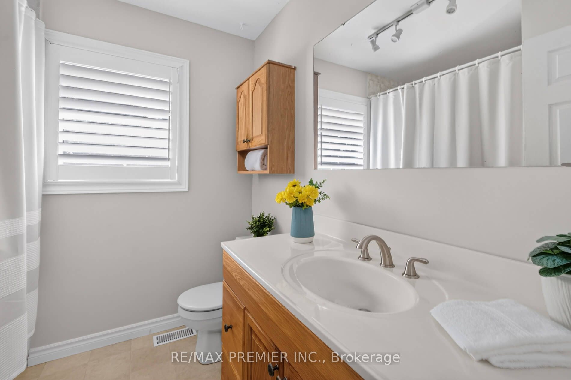 48 Chisholm Street Property Photo 22