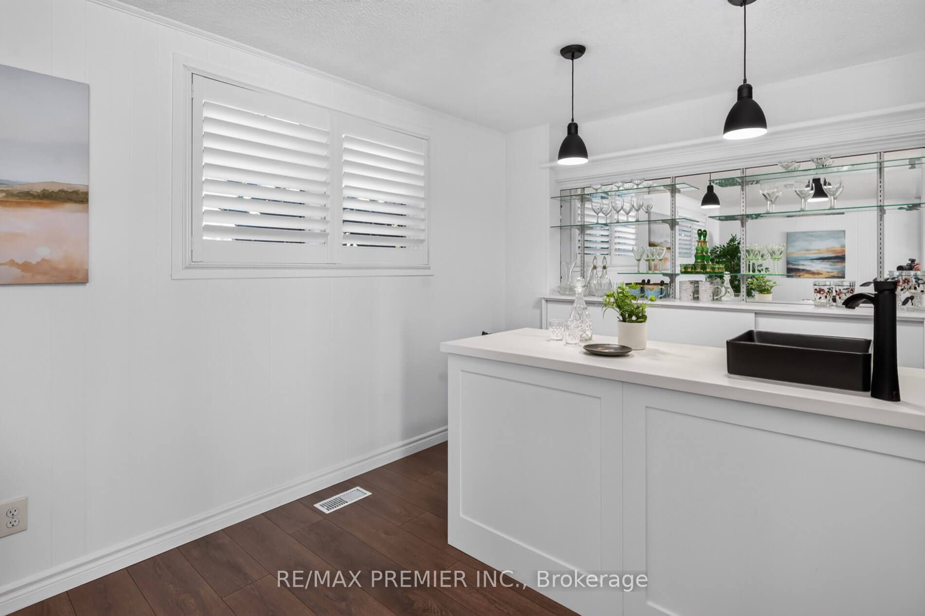48 Chisholm Street Property Photo 28