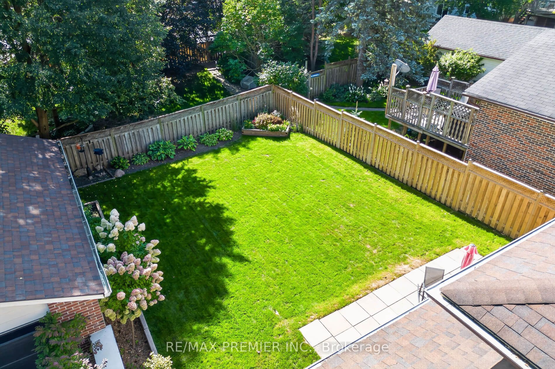 48 Chisholm Street Property Photo 41