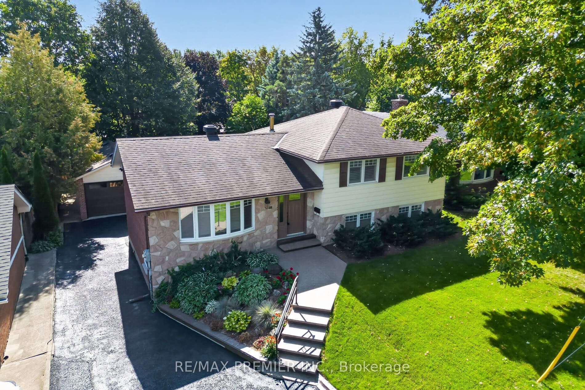 48 Chisholm Street Property Photo 50