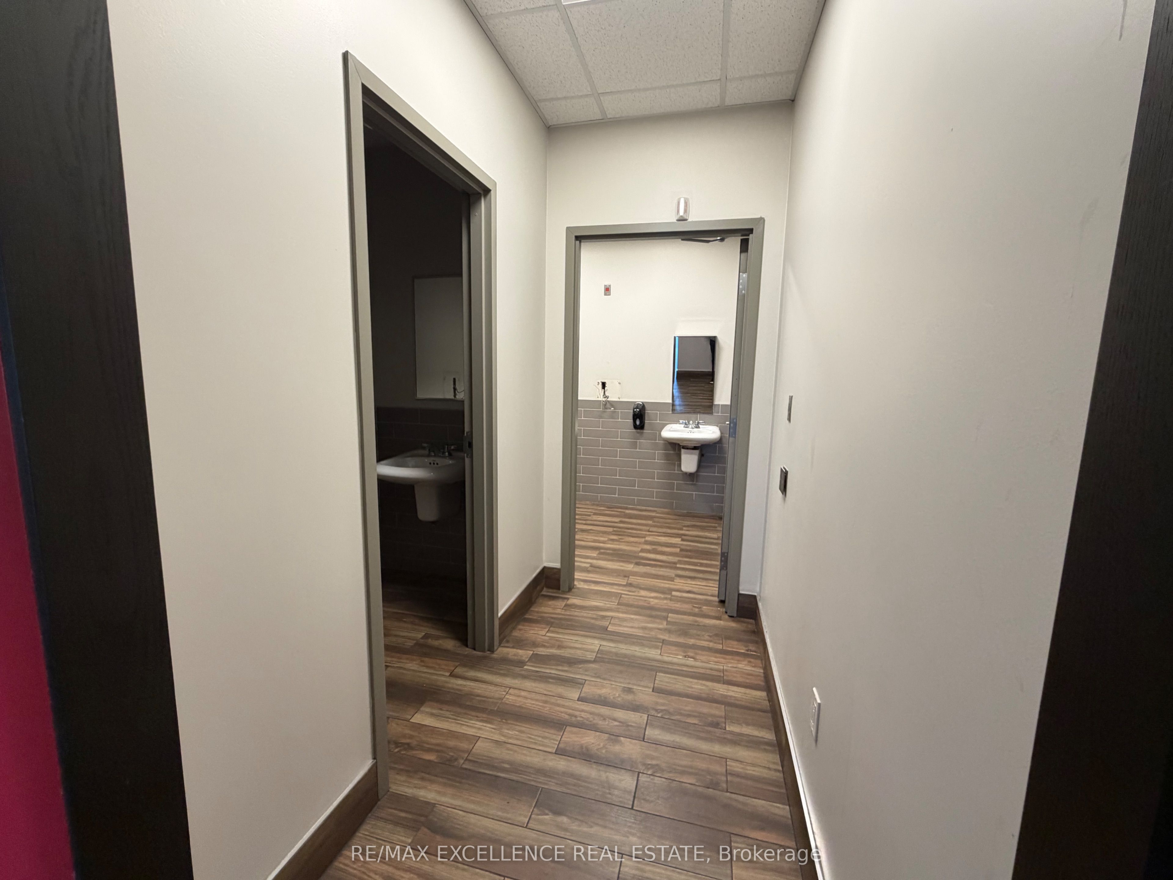 25 Woodbine Downs Boulevard 3a Property Photo 9