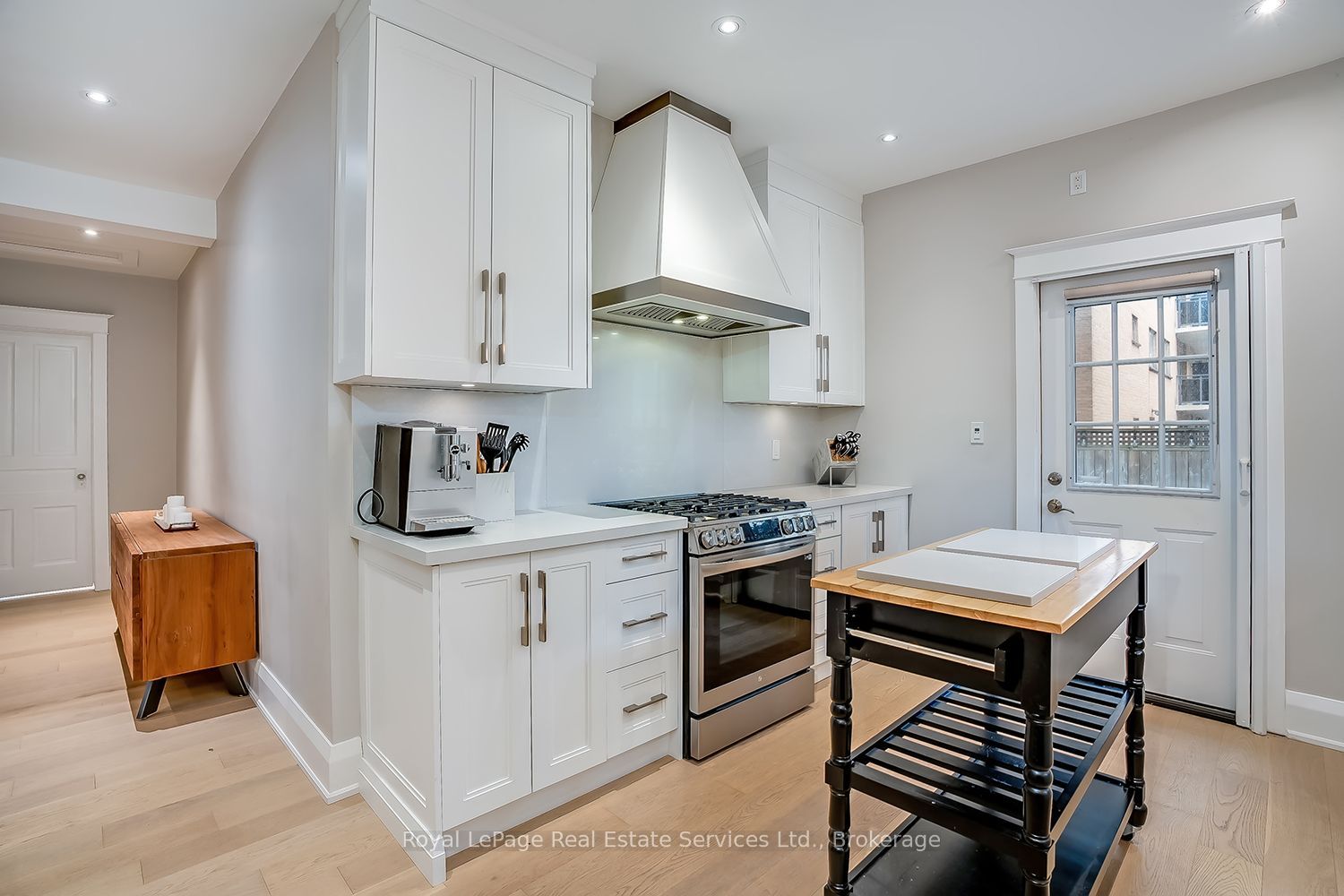 128 Chisholm Street Property Photo 11