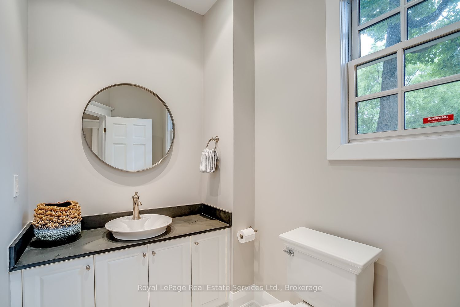128 Chisholm Street Property Photo 14