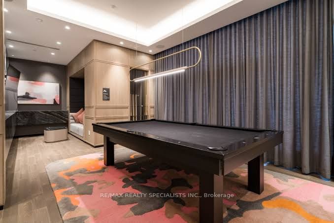 7 Mabelle Avenue 1406 Property Photo 16