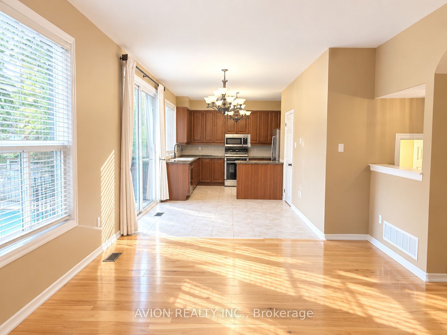 1392 Pinecliff Road Property Photo 5