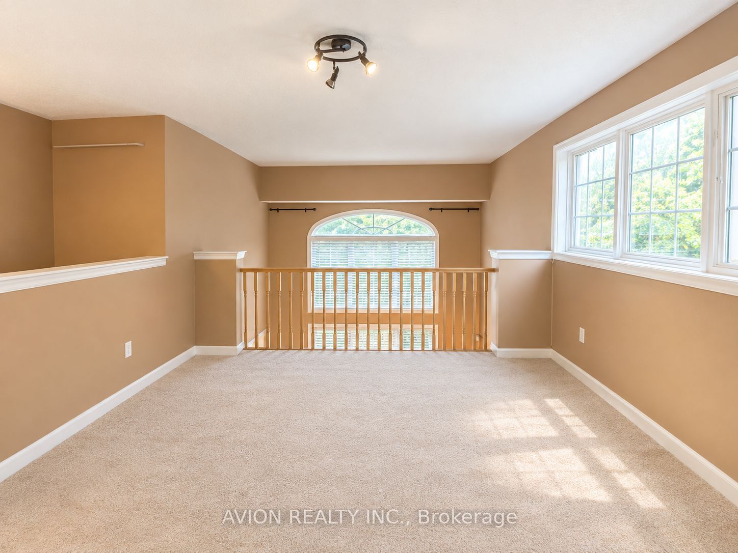 1392 Pinecliff Road Property Photo 6