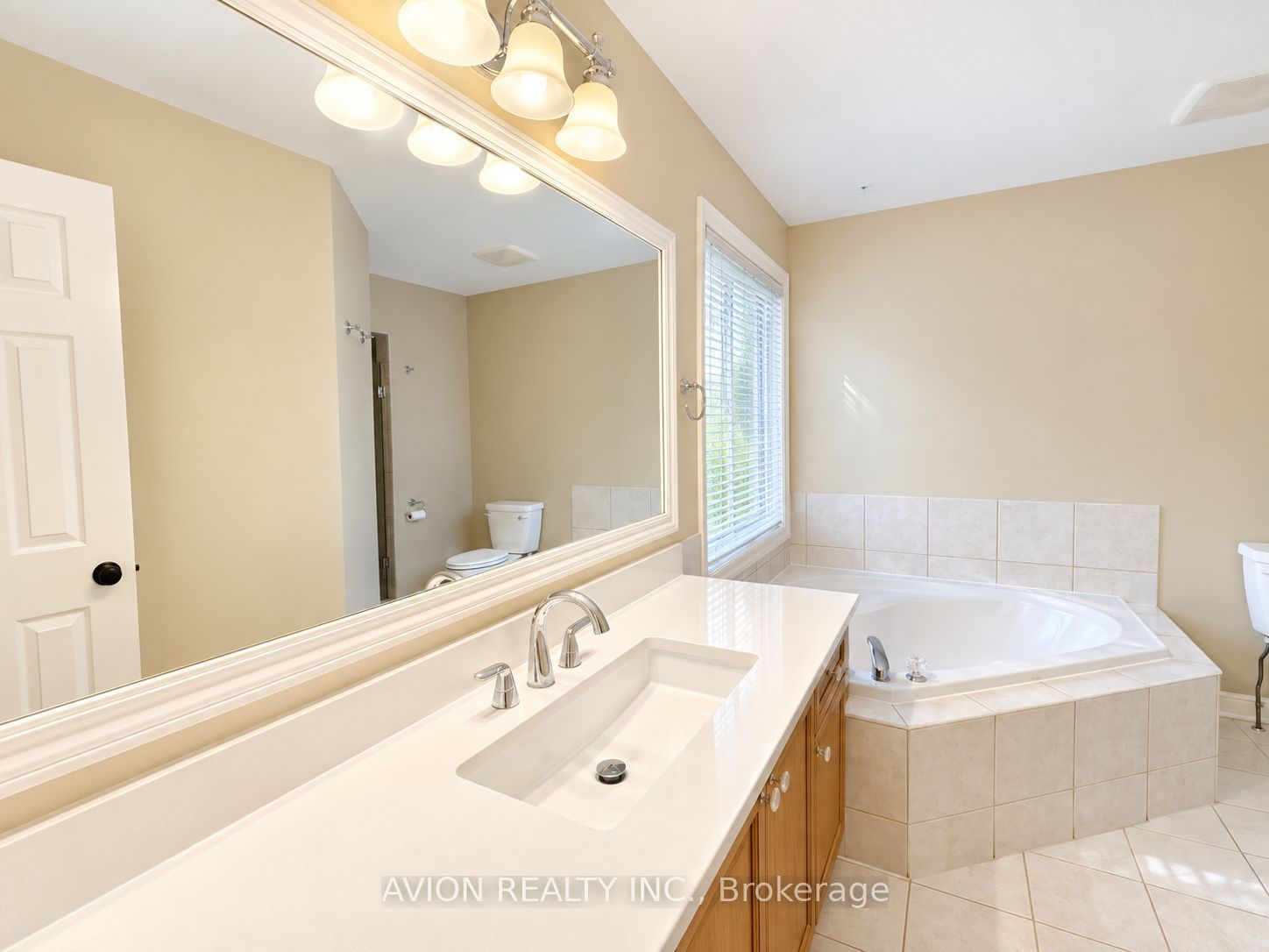 1392 Pinecliff Road Property Photo 8