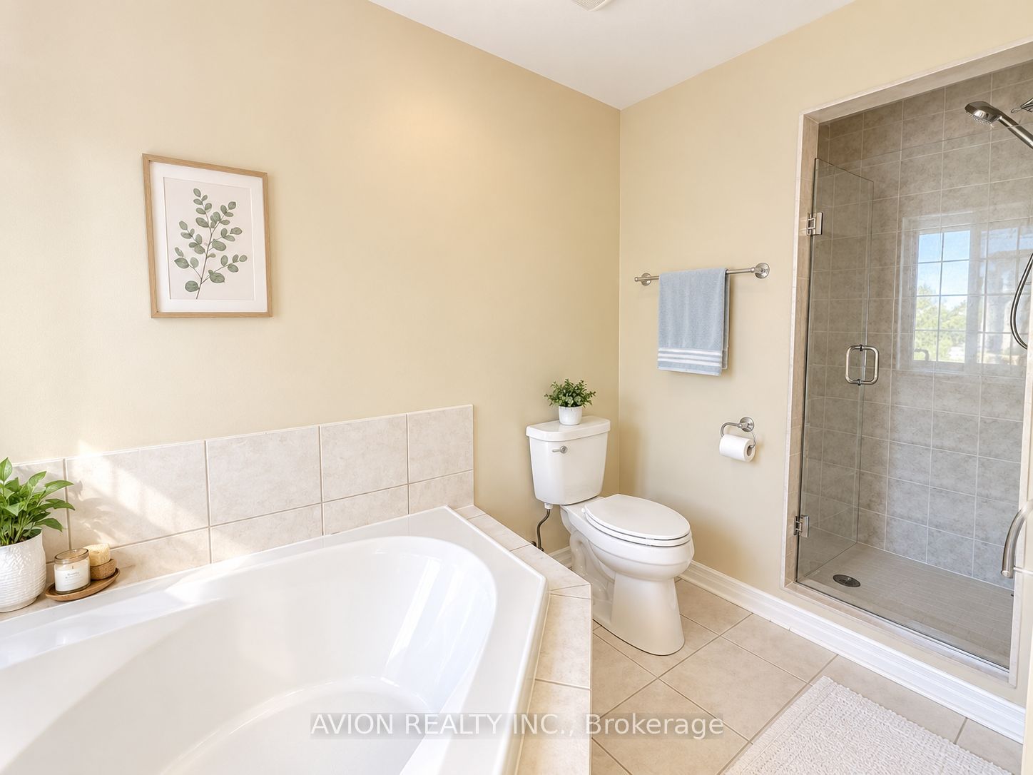 1392 Pinecliff Road Property Photo 9