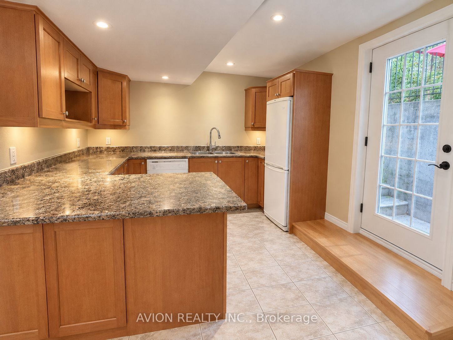 1392 Pinecliff Road Property Photo 15