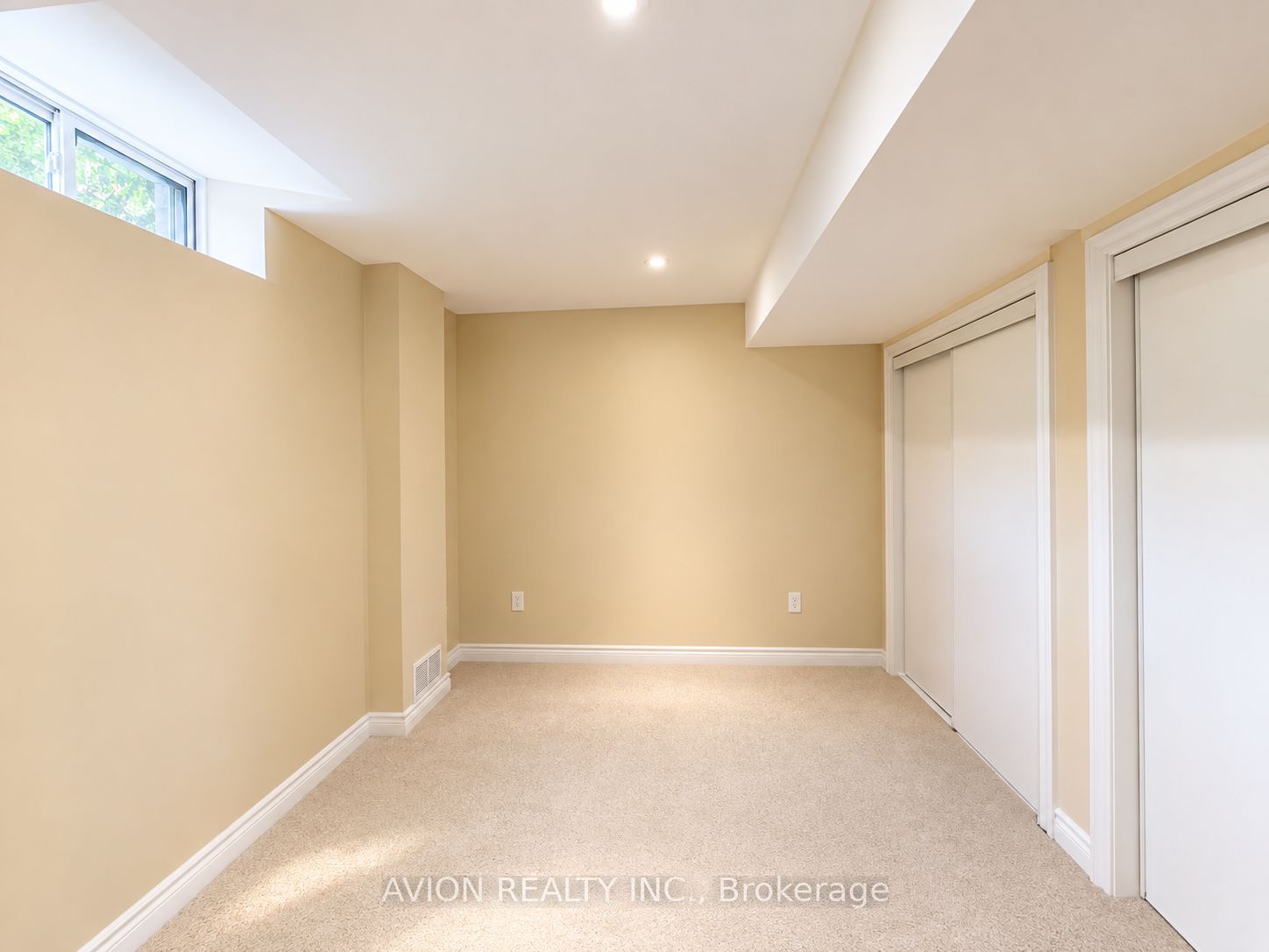 1392 Pinecliff Road Property Photo 17