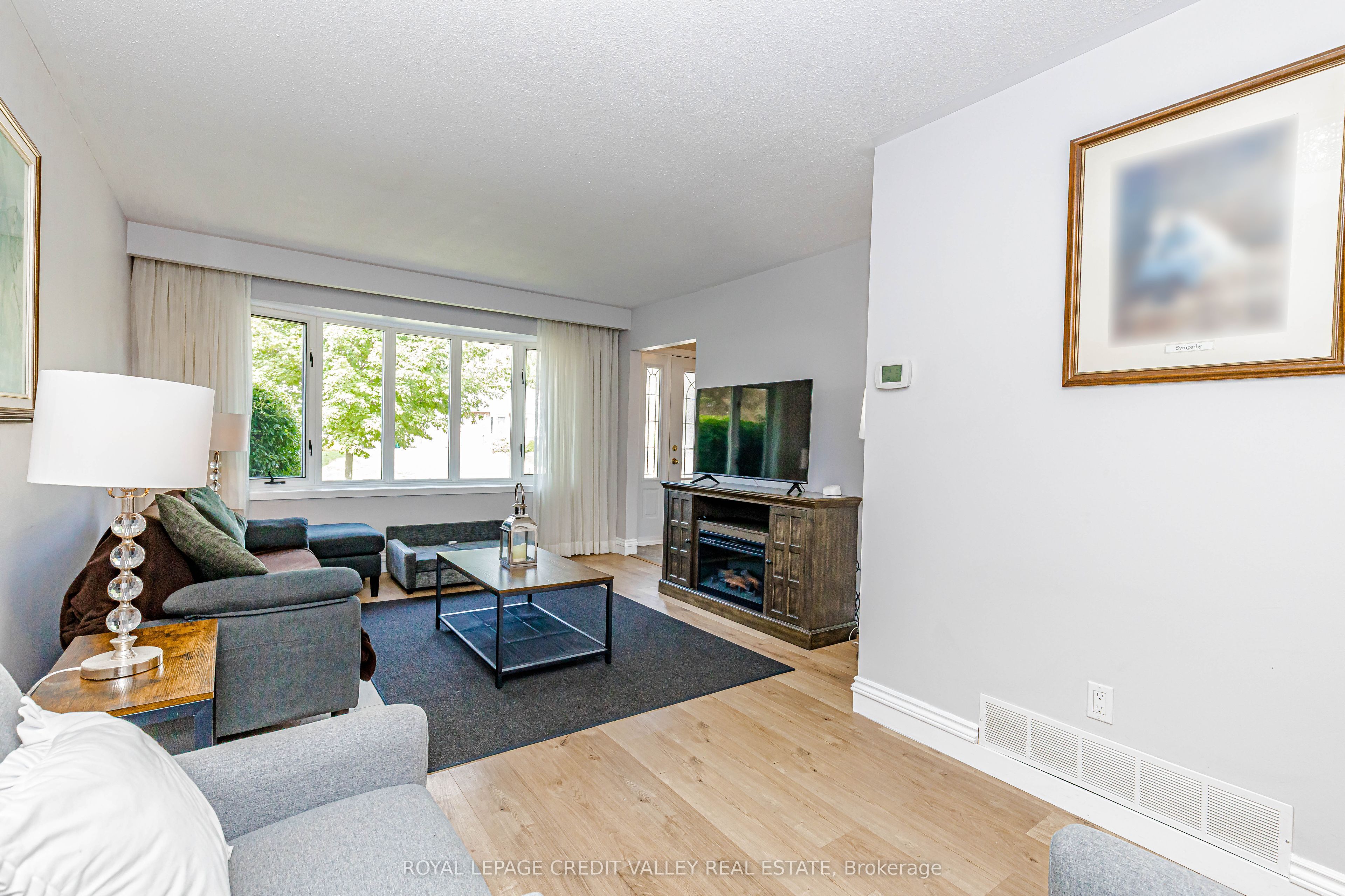 14 Carlton Drive Property Photo 11