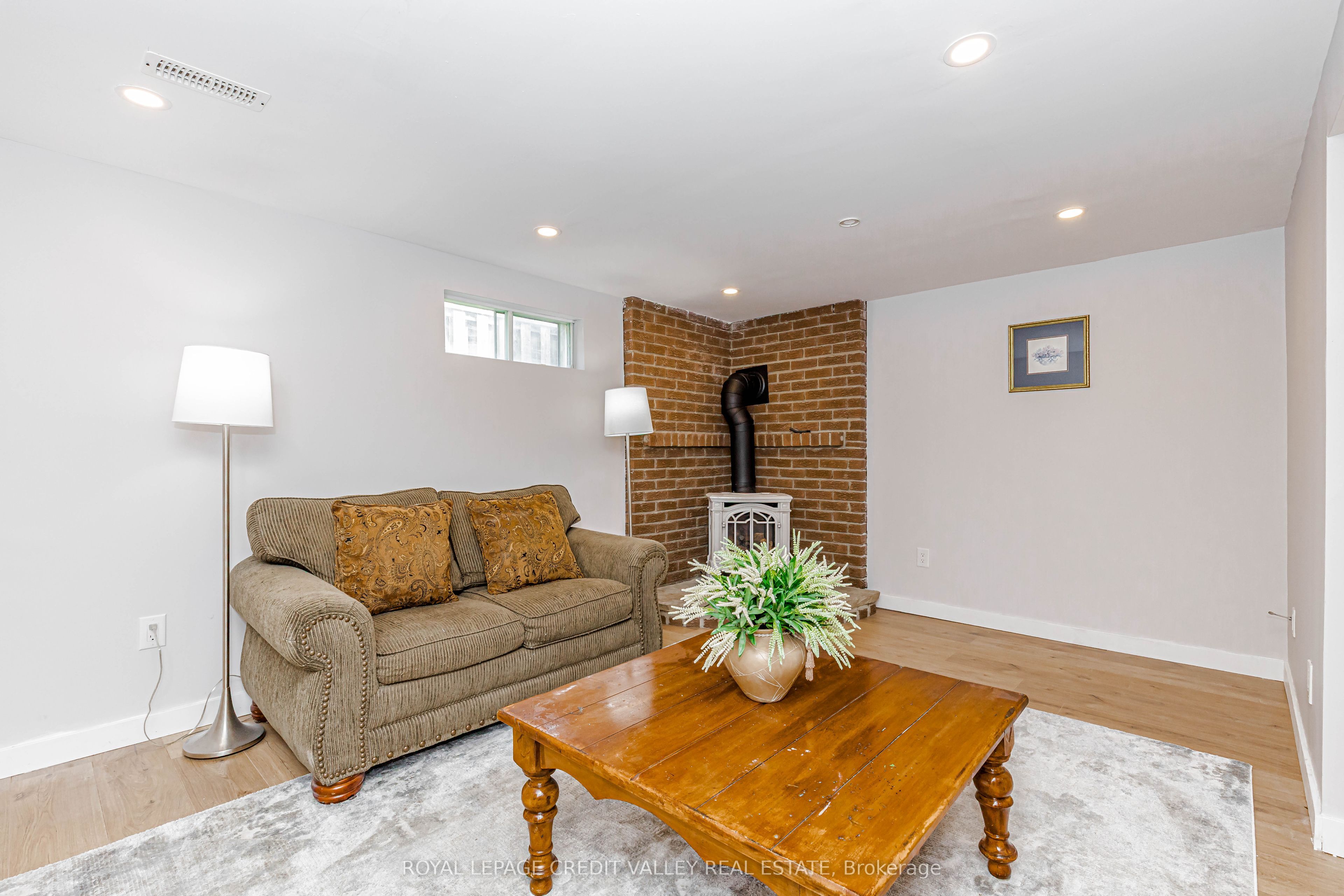14 Carlton Drive Property Photo 26