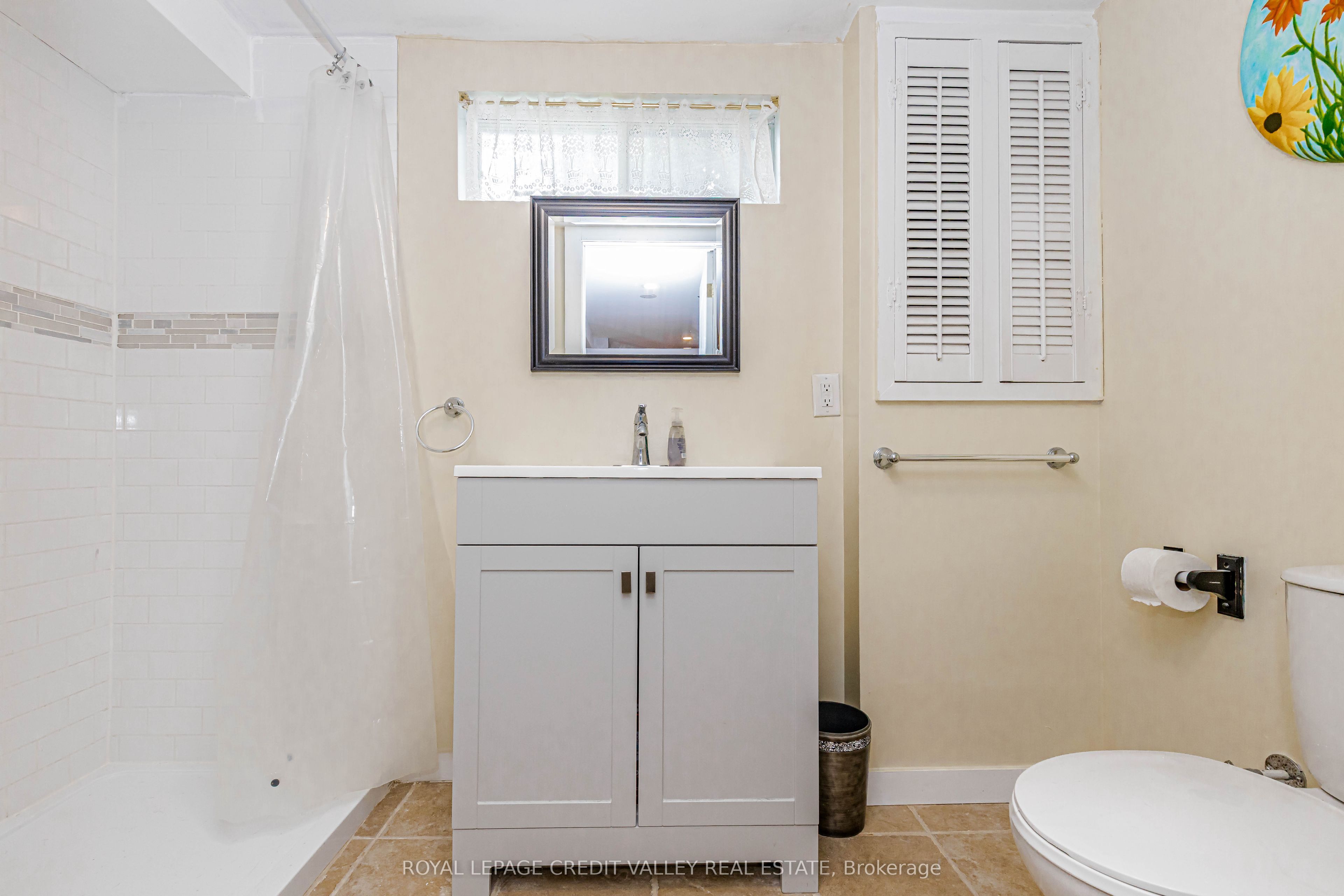 14 Carlton Drive Property Photo 34