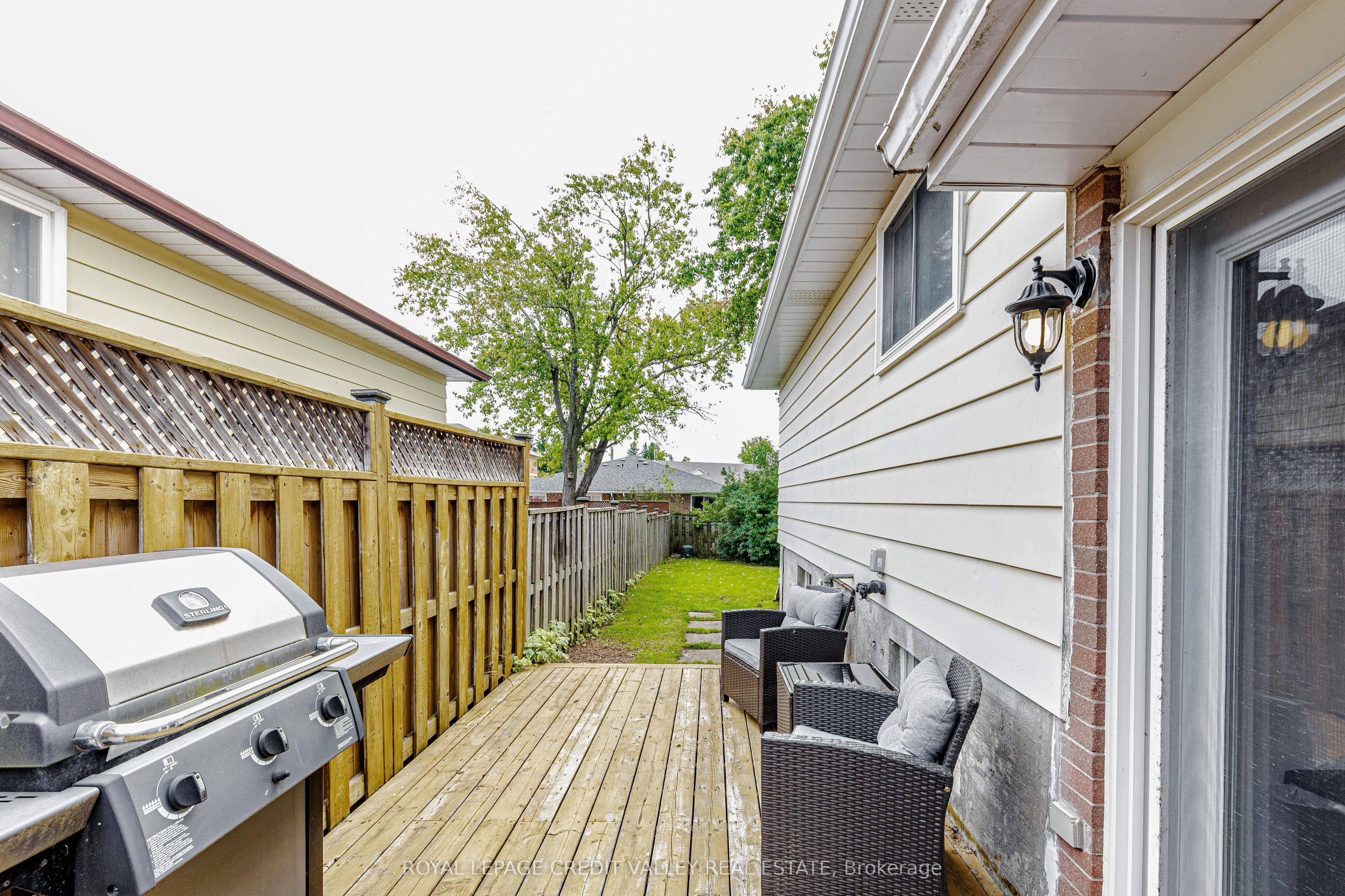 14 Carlton Drive Property Photo 37