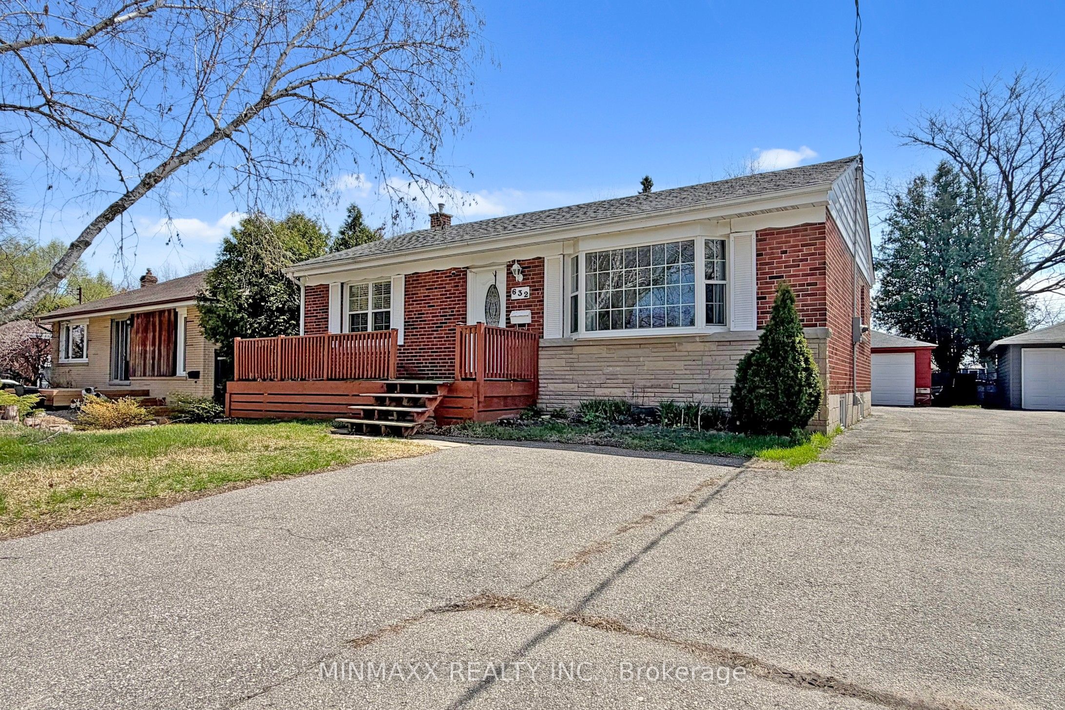 632 Inverness Avenue Property Photo 1