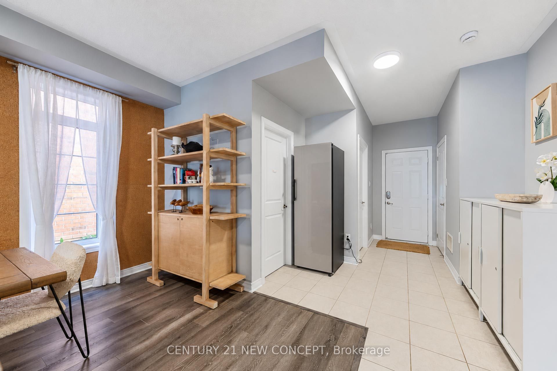 3058 Eberly Woods Drive Property Photo 10