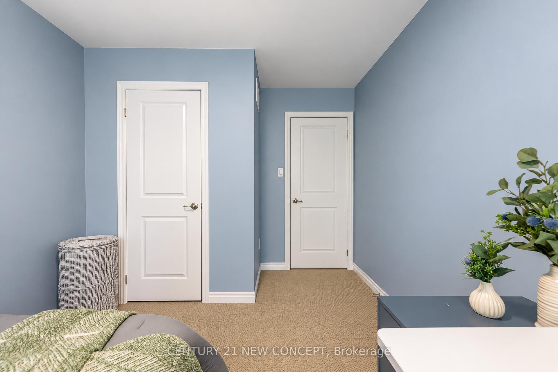 3058 Eberly Woods Drive Property Photo 41