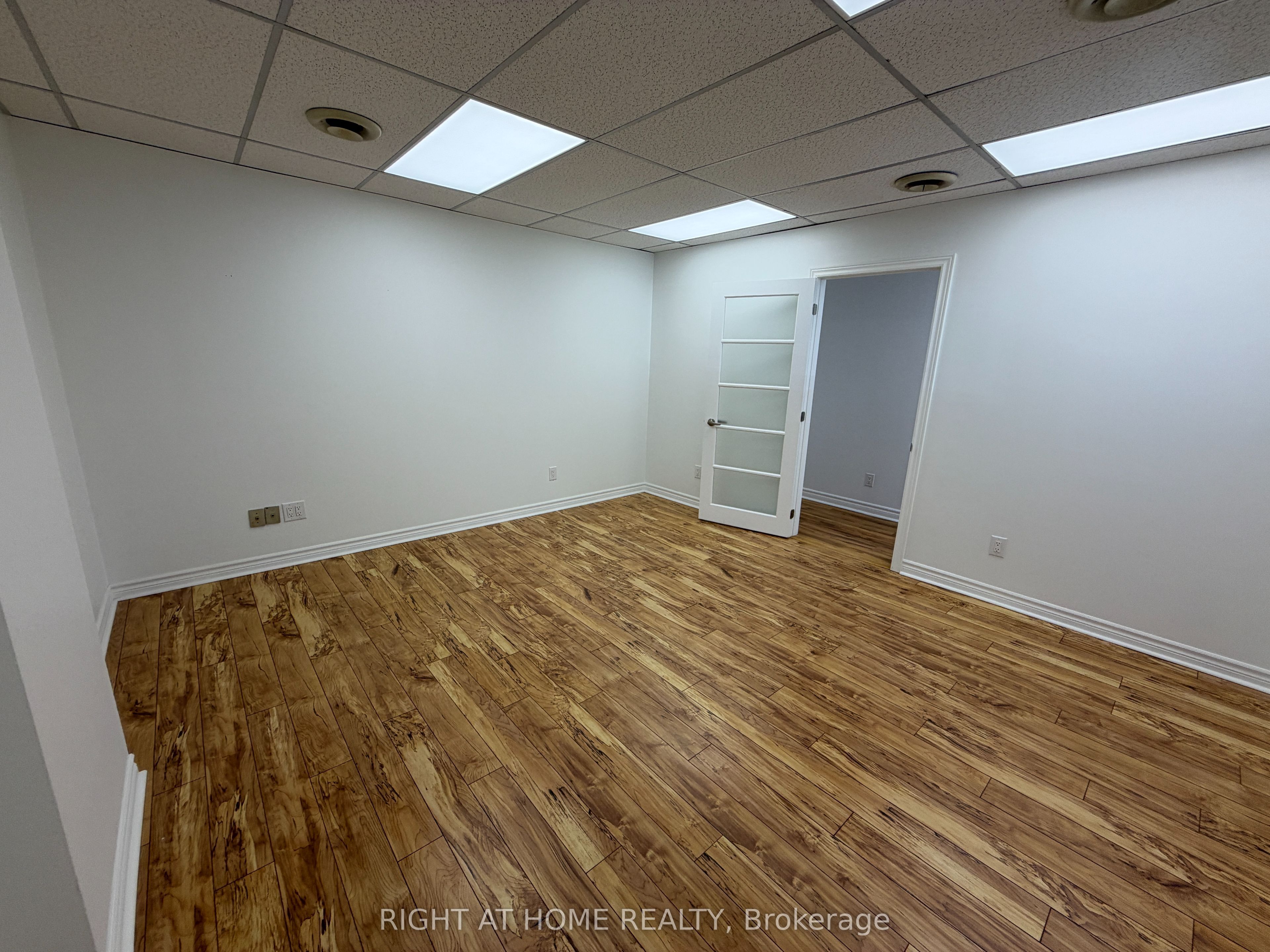 116 Guelph Street 5 Property Photo 7