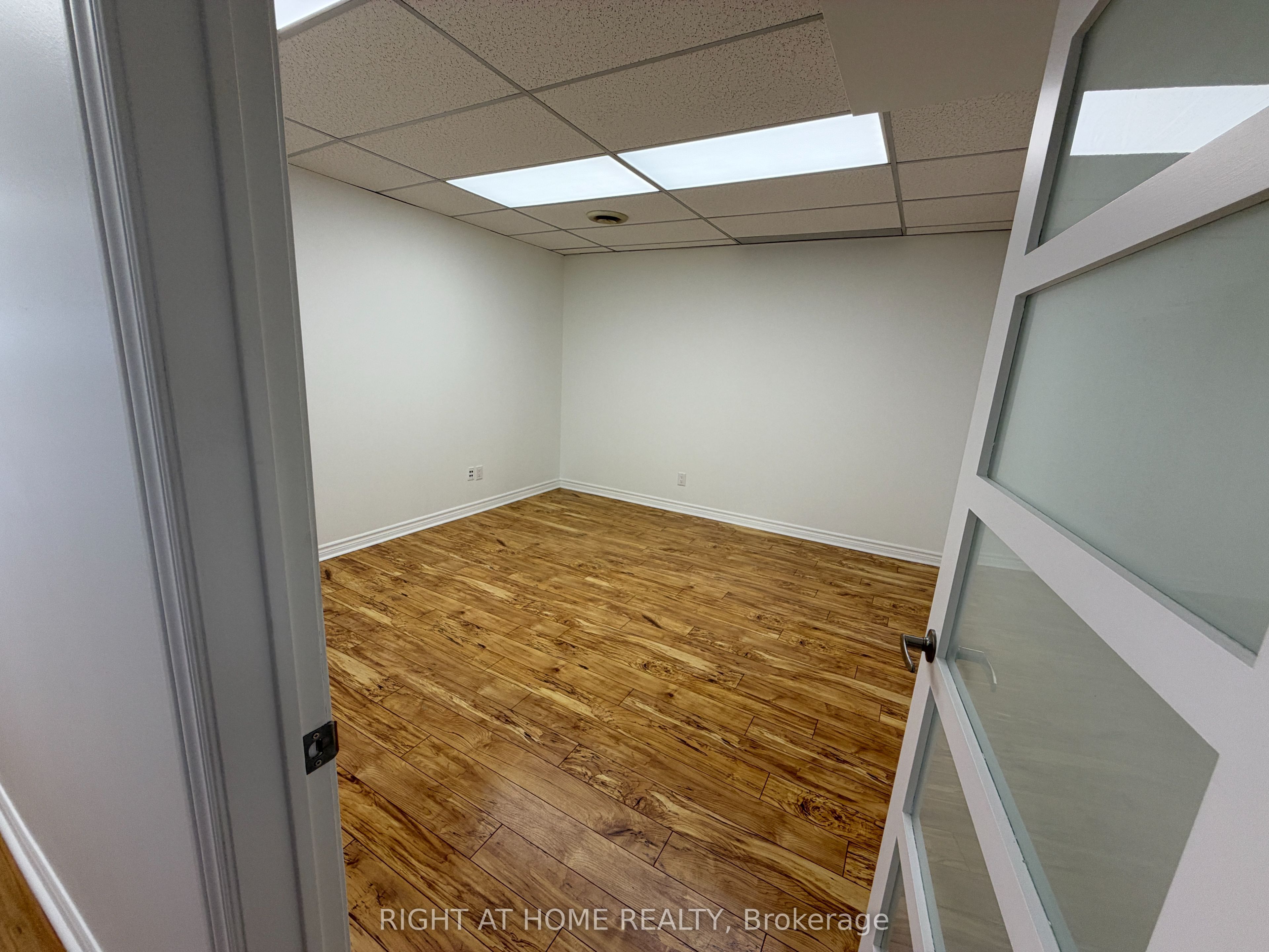 116 Guelph Street 5 Property Photo 8