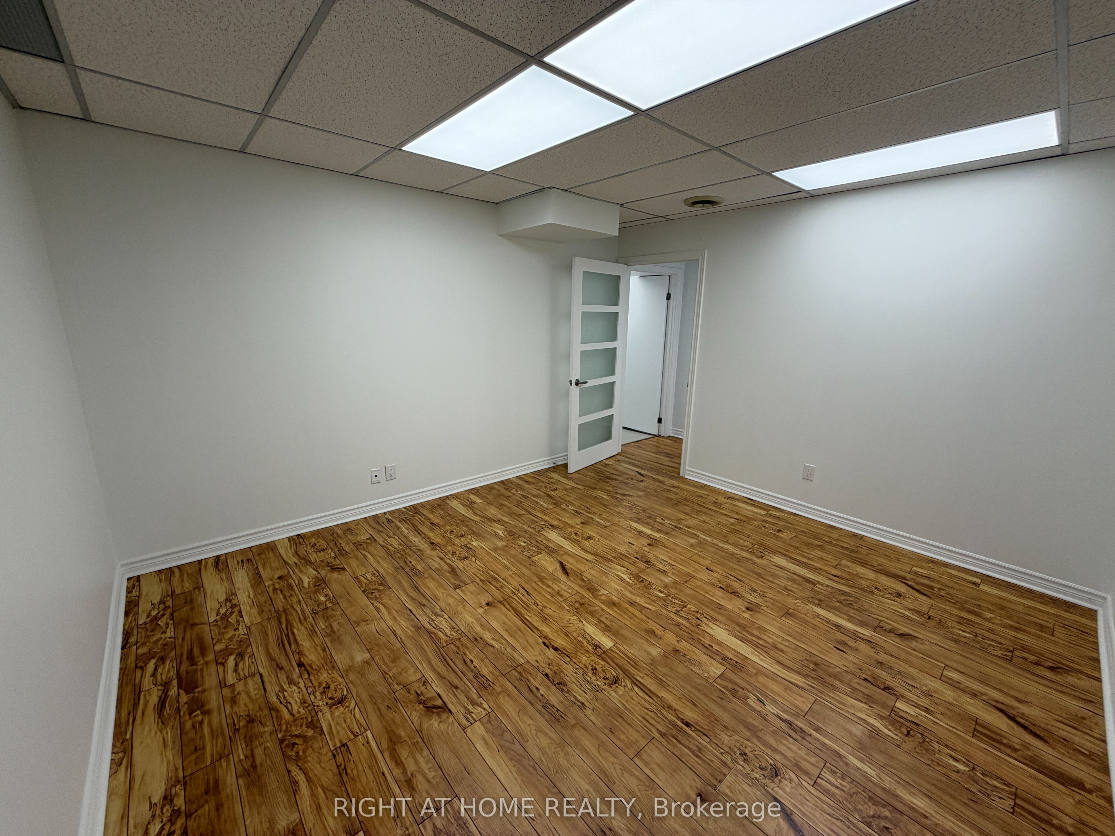 116 Guelph Street 5 Property Photo 9