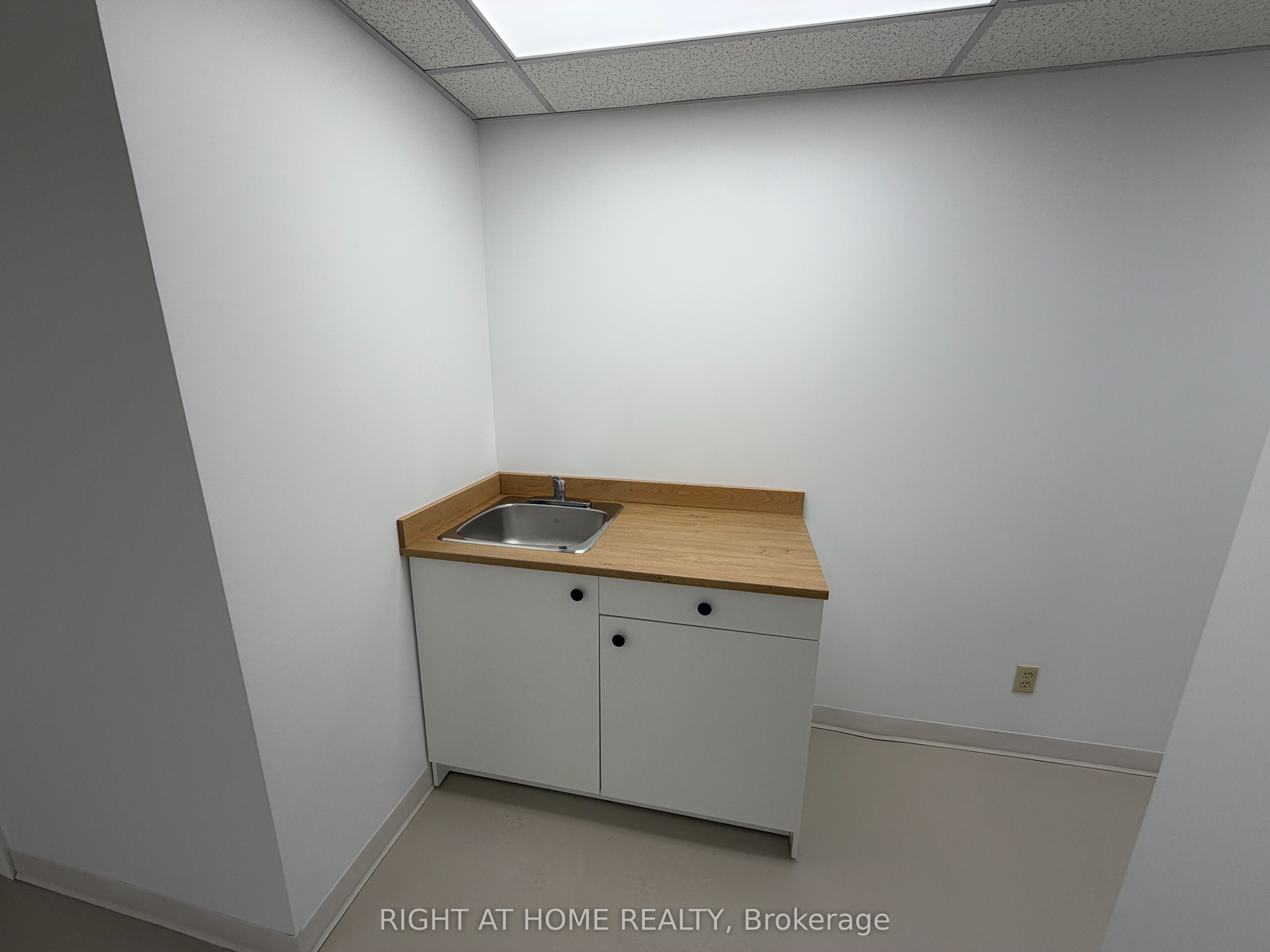 116 Guelph Street 5 Property Photo 10