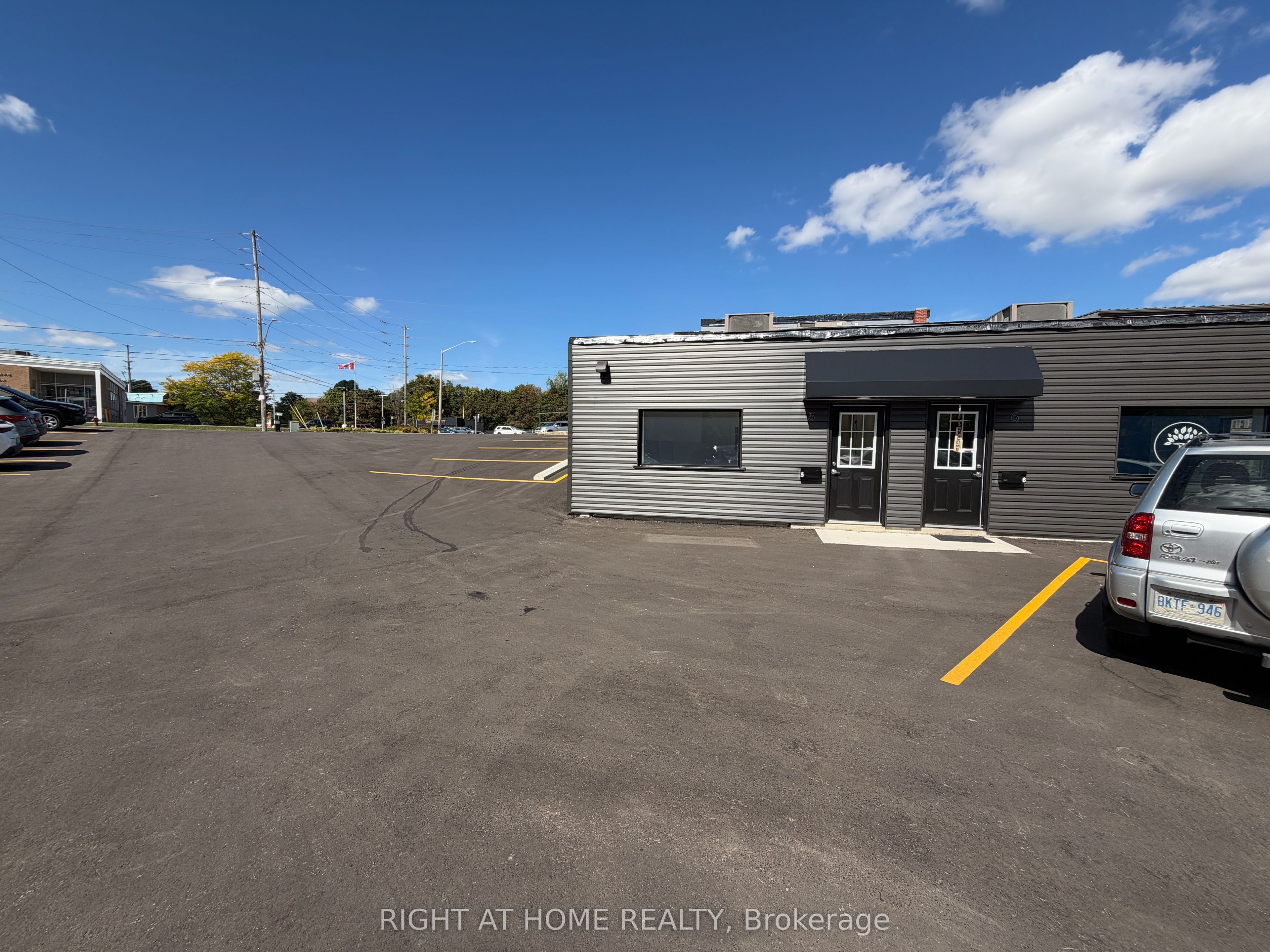 116 Guelph Street 5 Property Photo 13