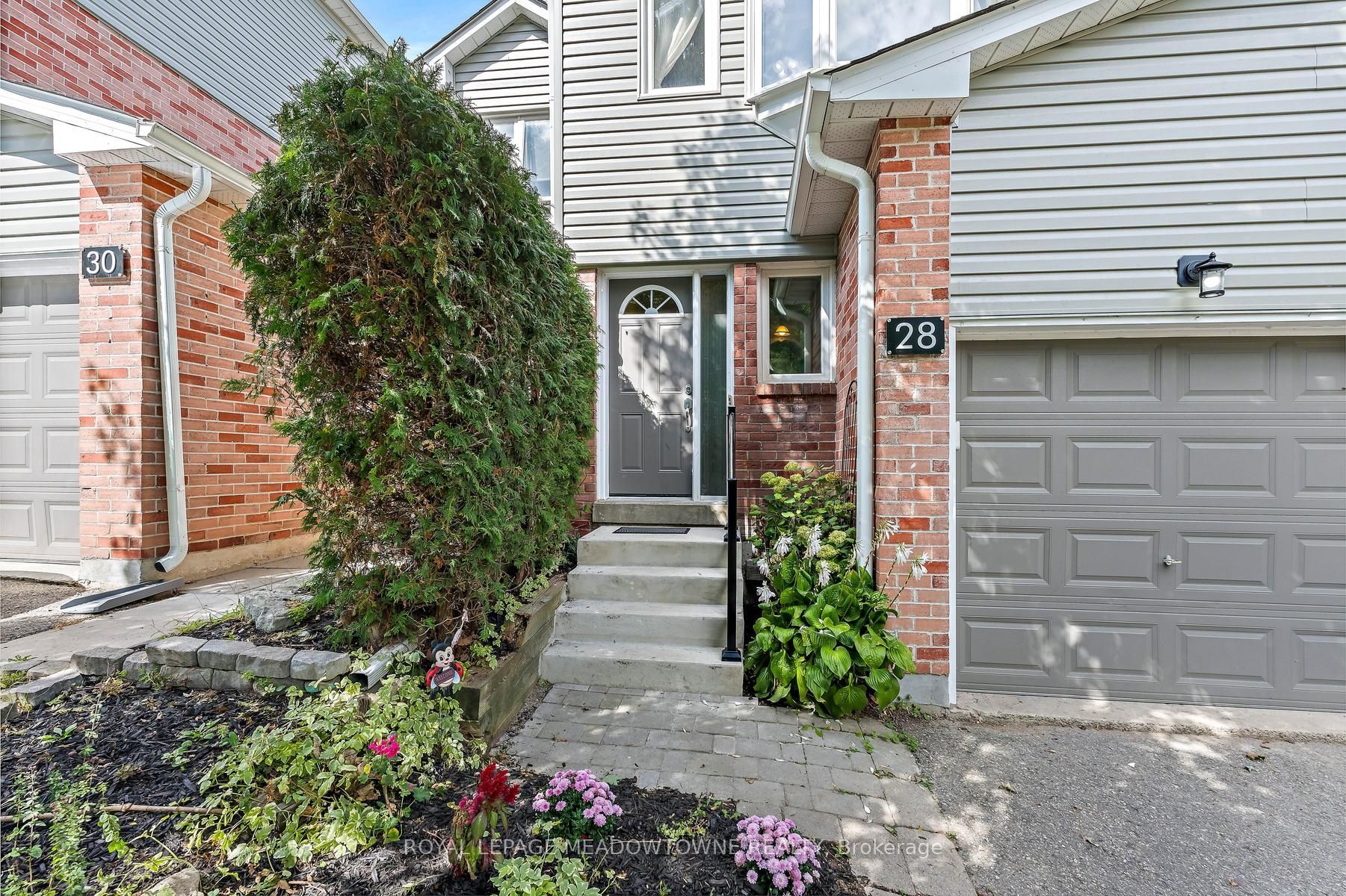 28 Maple Avenue 174 Property Photo 5