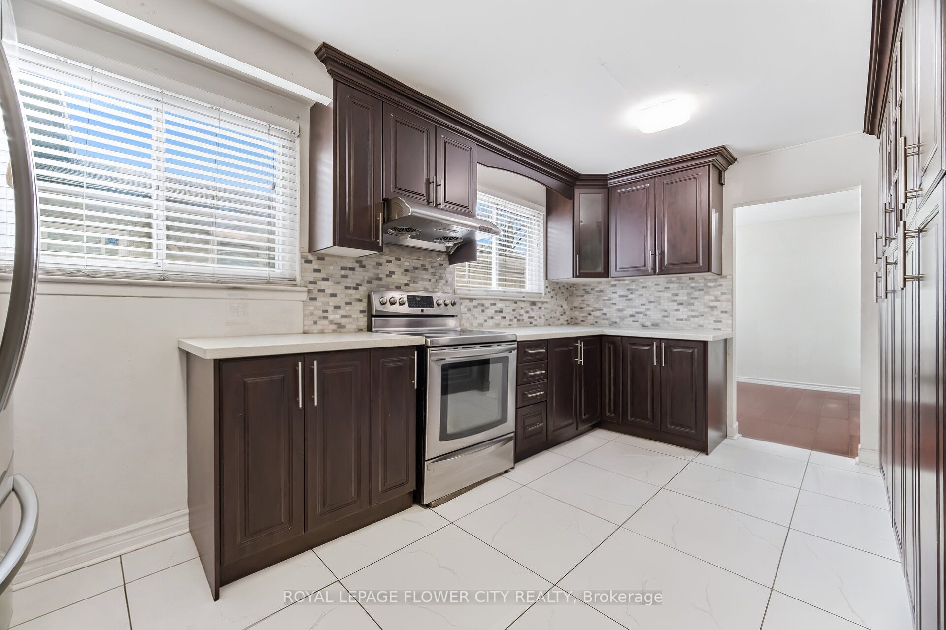 3027 Coral Drive Property Photo 4
