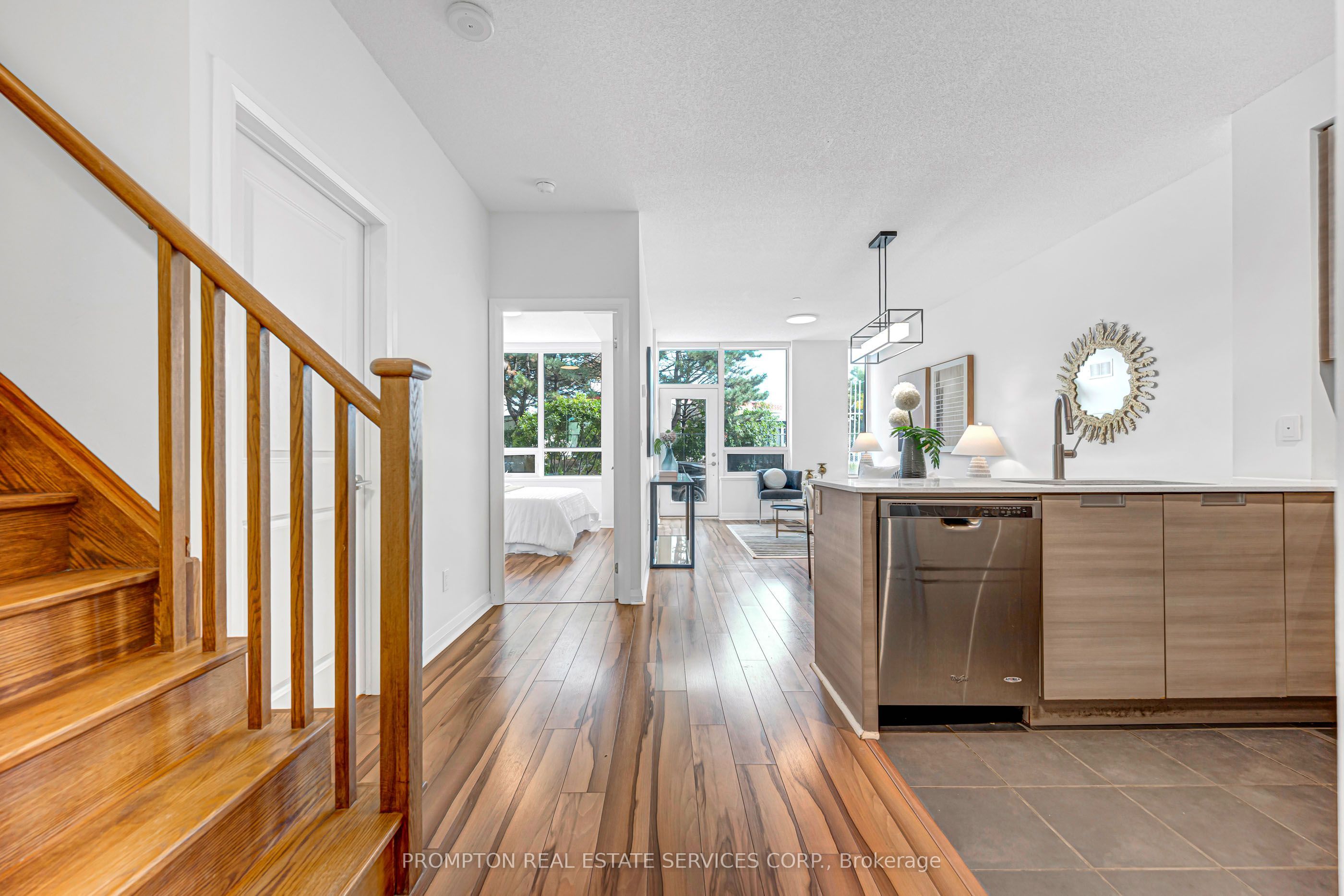 55 Eglinton Avenue W 108 Property Photo 3